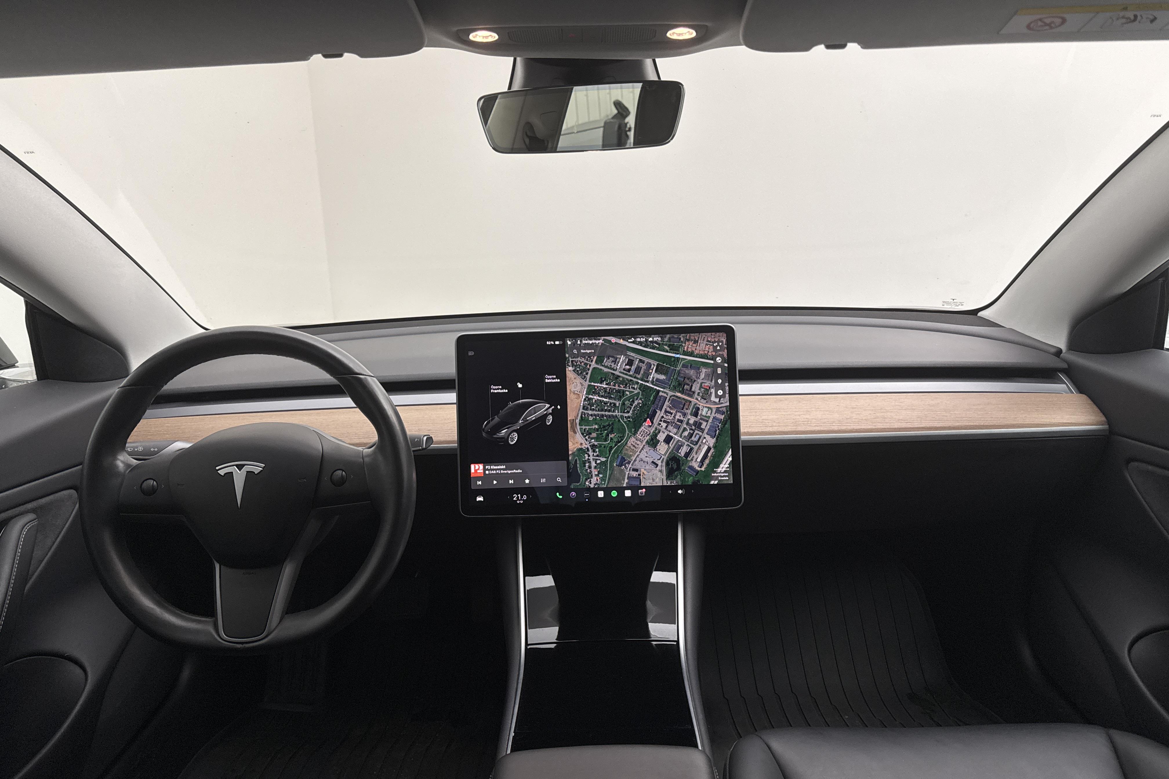 Tesla Model 3 Standard Range RWD - 147 390 km - Automatic - black - 2019