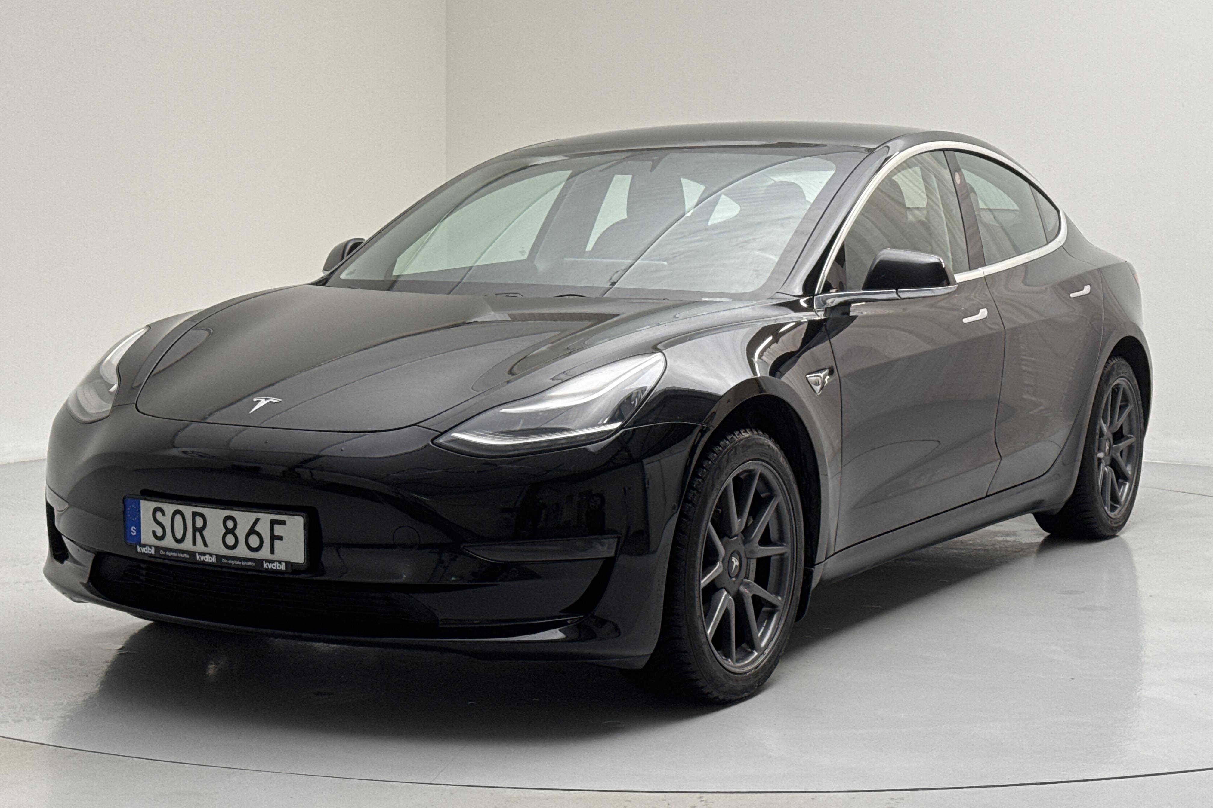 Tesla Model 3 Standard Range RWD - 147 390 km - Automatic - black - 2019