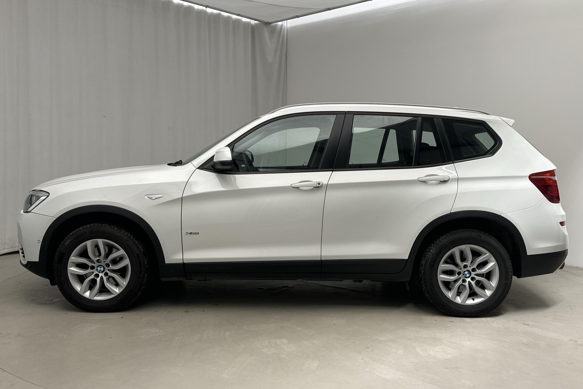 BMW X3 xDrive20d, F25 (190hk) - 121 660 km - Manualna - biały - 2015