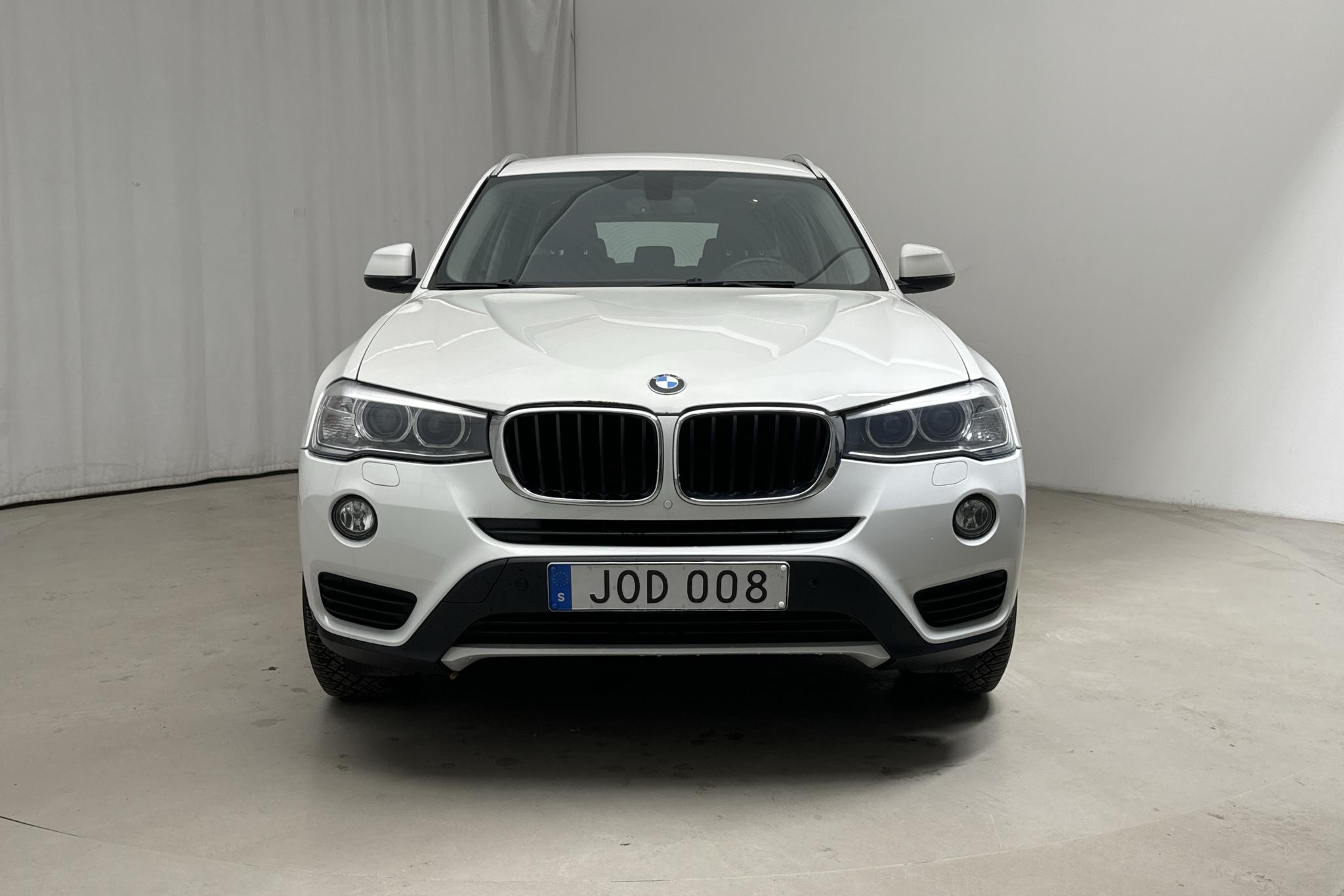 BMW X3 xDrive20d, F25 (190hk) - 121 660 km - Manualna - biały - 2015