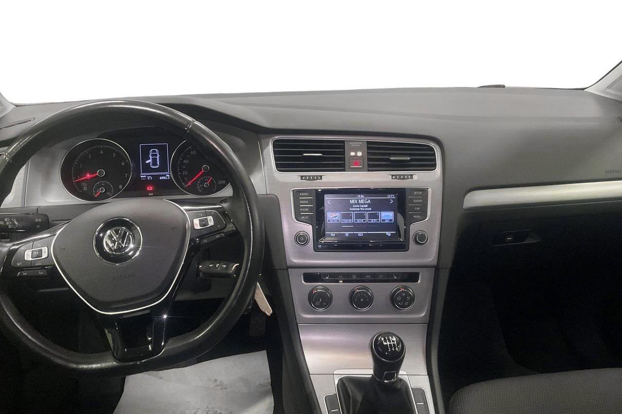 VW Golf VII 1.2 TSI 5dr (105hk) - 15 285 mil - Manuell - vit - 2015