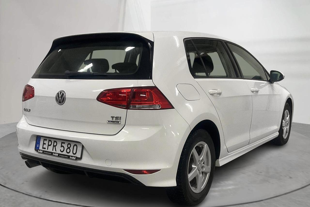 VW Golf VII 1.2 TSI 5dr (105hk) - 15 285 mil - Manuell - vit - 2015