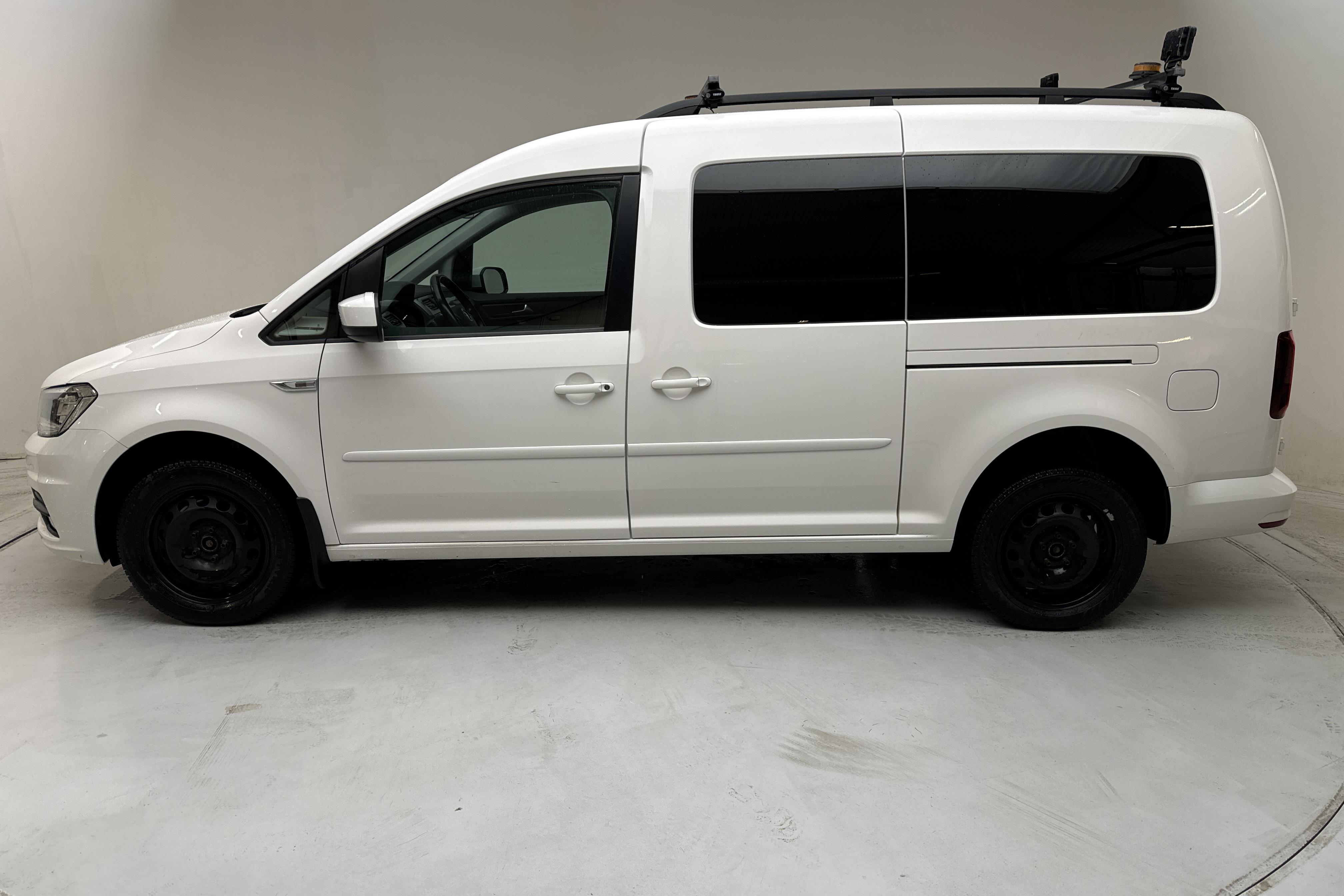 VW Caddy 2.0 TDI Maxi Life 4MOTION (150hk) - 11 576 mil - Automat - vit - 2020