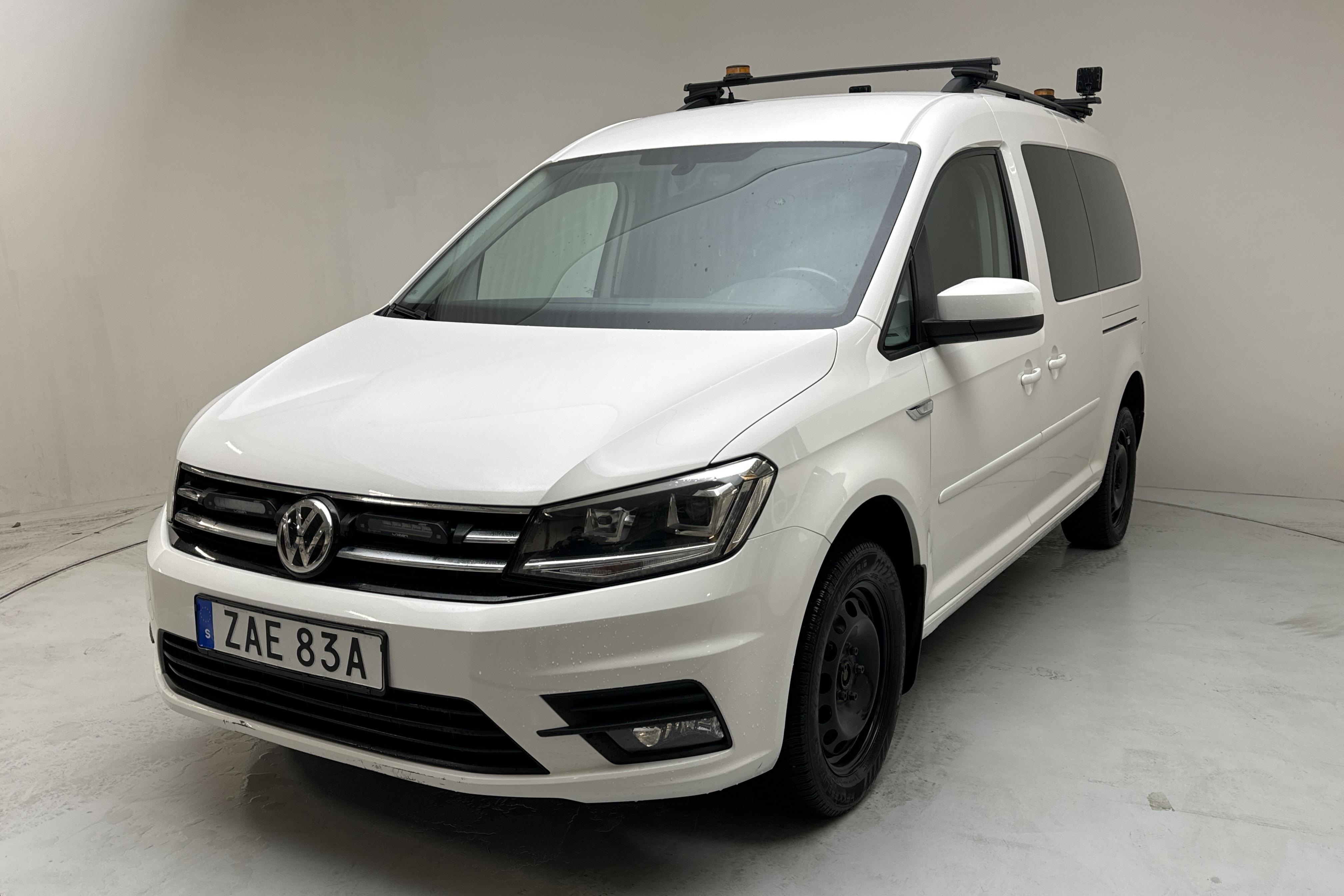 VW Caddy 2.0 TDI Maxi Life 4MOTION (150hk) - 11 576 mil - Automat - vit - 2020