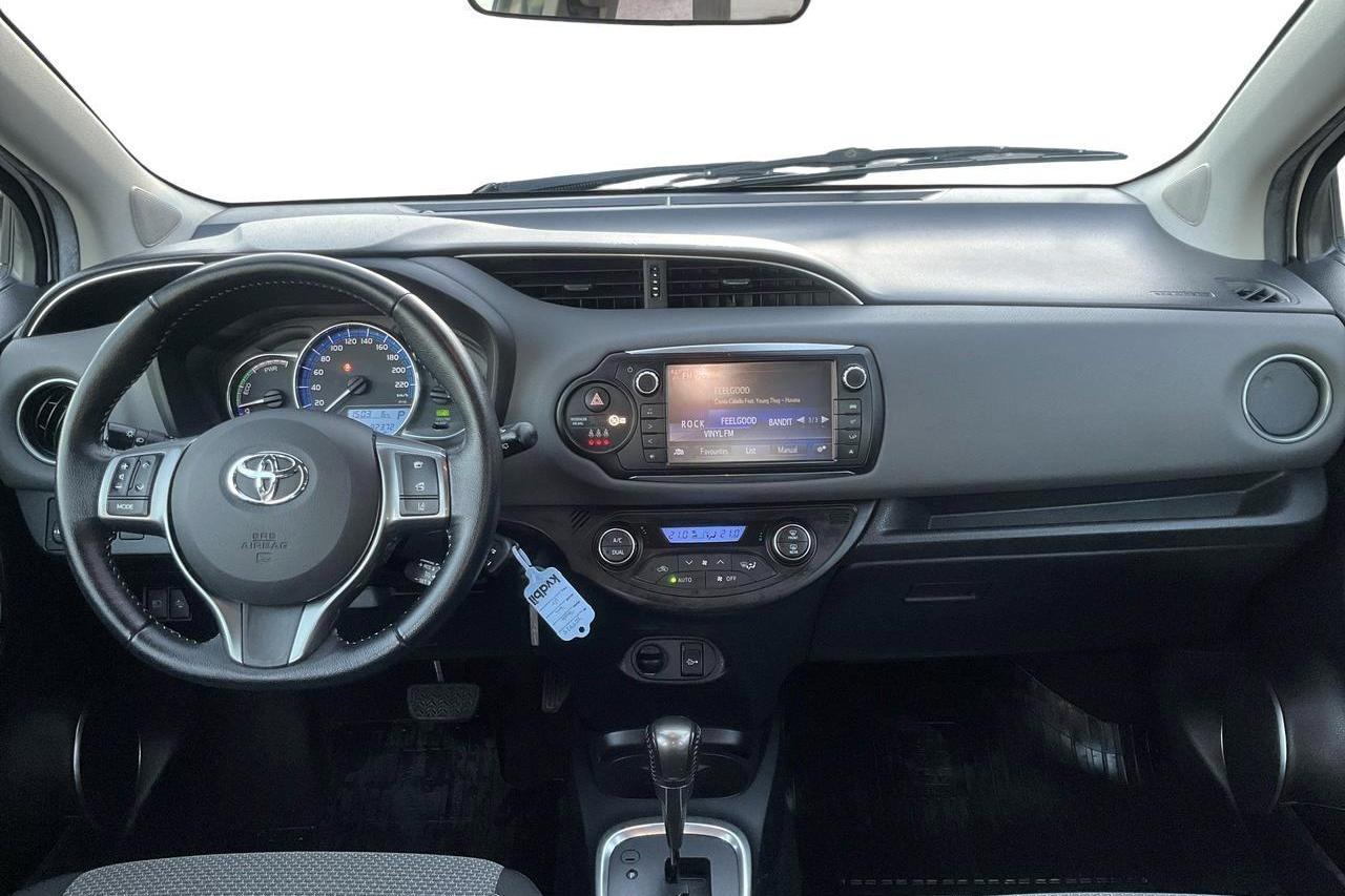 Toyota Yaris 1.5 Hybrid 5dr (101hk) - 92 370 km - Automaatne - valge - 2016