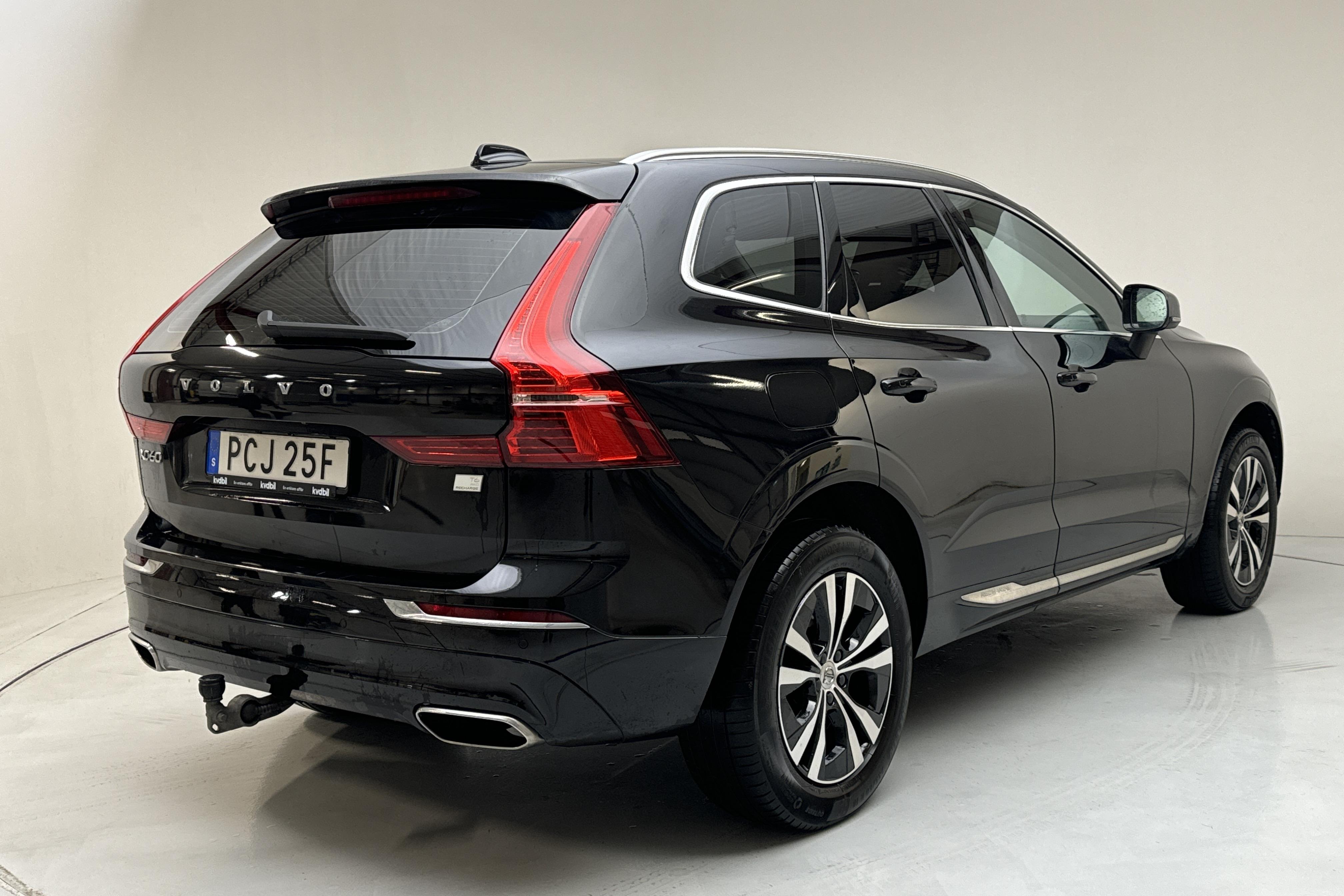 Volvo XC60 T6 AWD Recharge (340hk) - 7 216 mil - Automat - svart - 2021