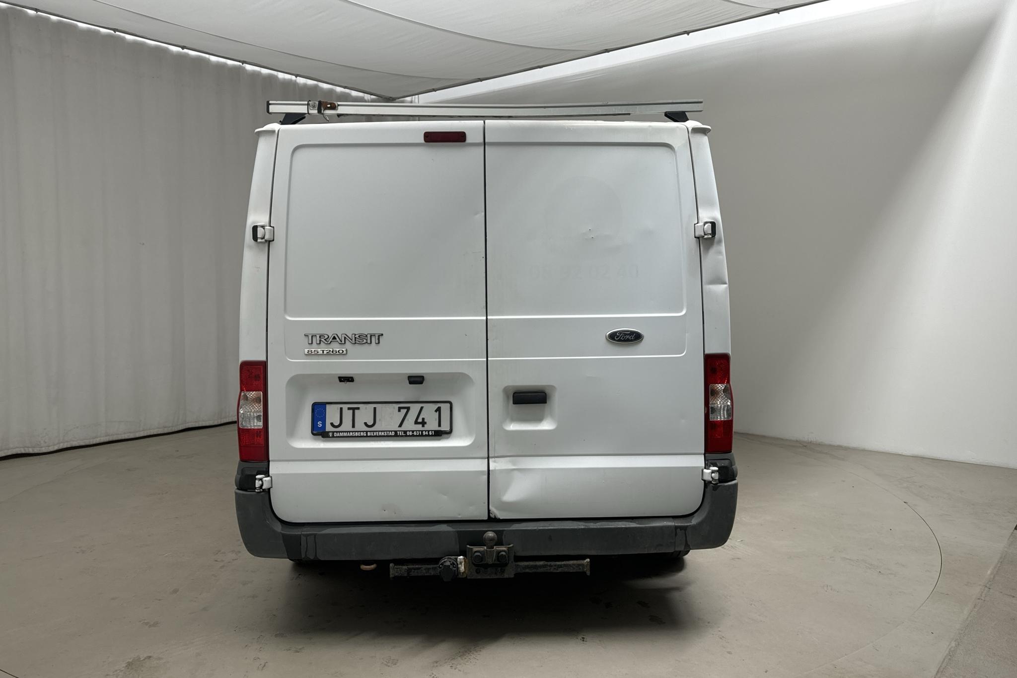 Ford Transit 260 2.2 TDCi Skåp (85hk) - 146 990 km - Manualna - biały - 2009