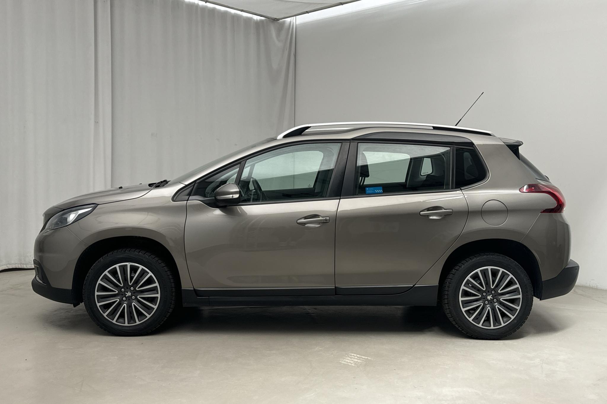 Peugeot 2008 1.2 VTi (82hk) - 168 990 km - Manual - gray - 2018