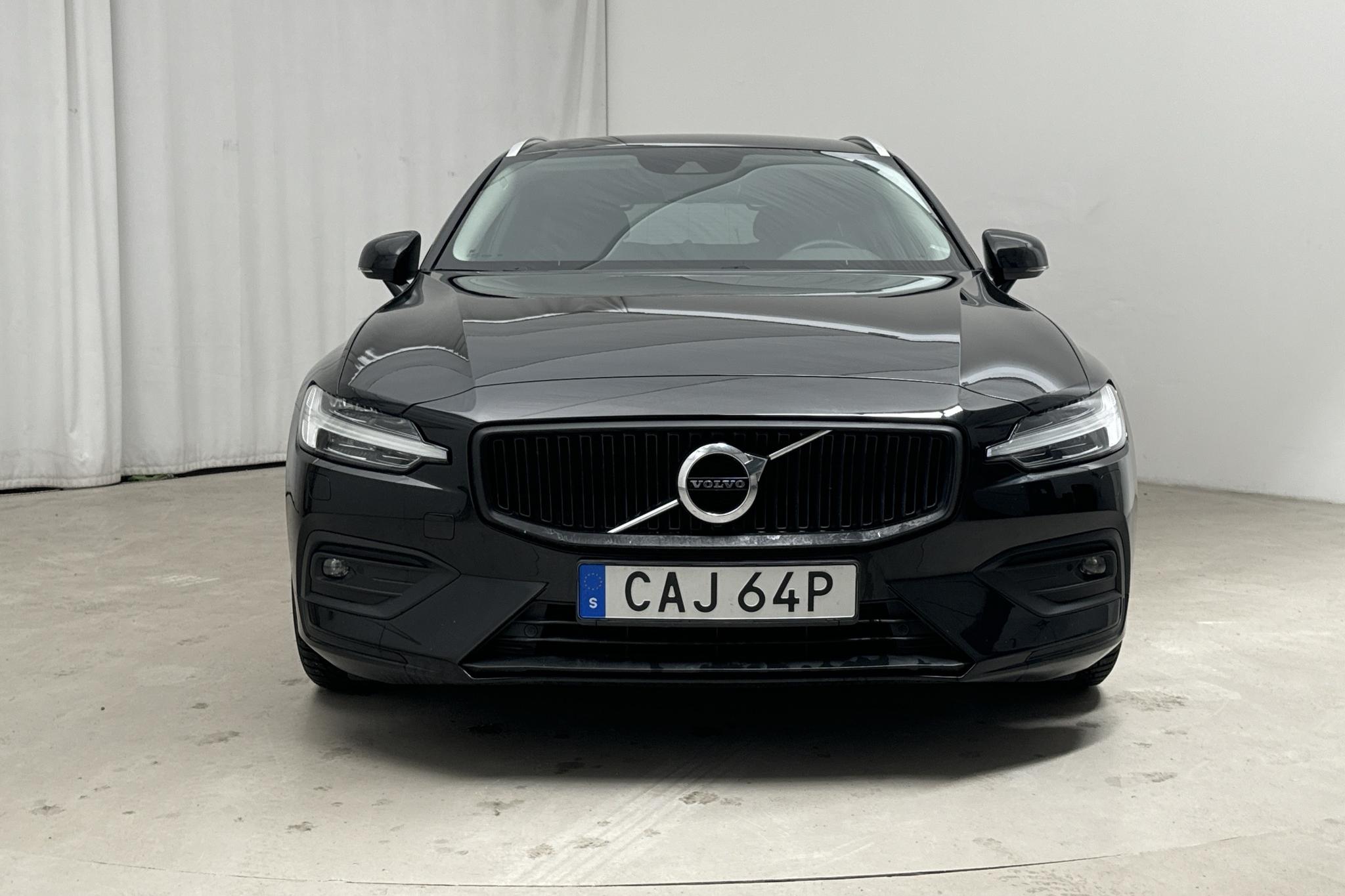 Volvo V60 D4 (190hk) - 8 719 mil - Automat - svart - 2020