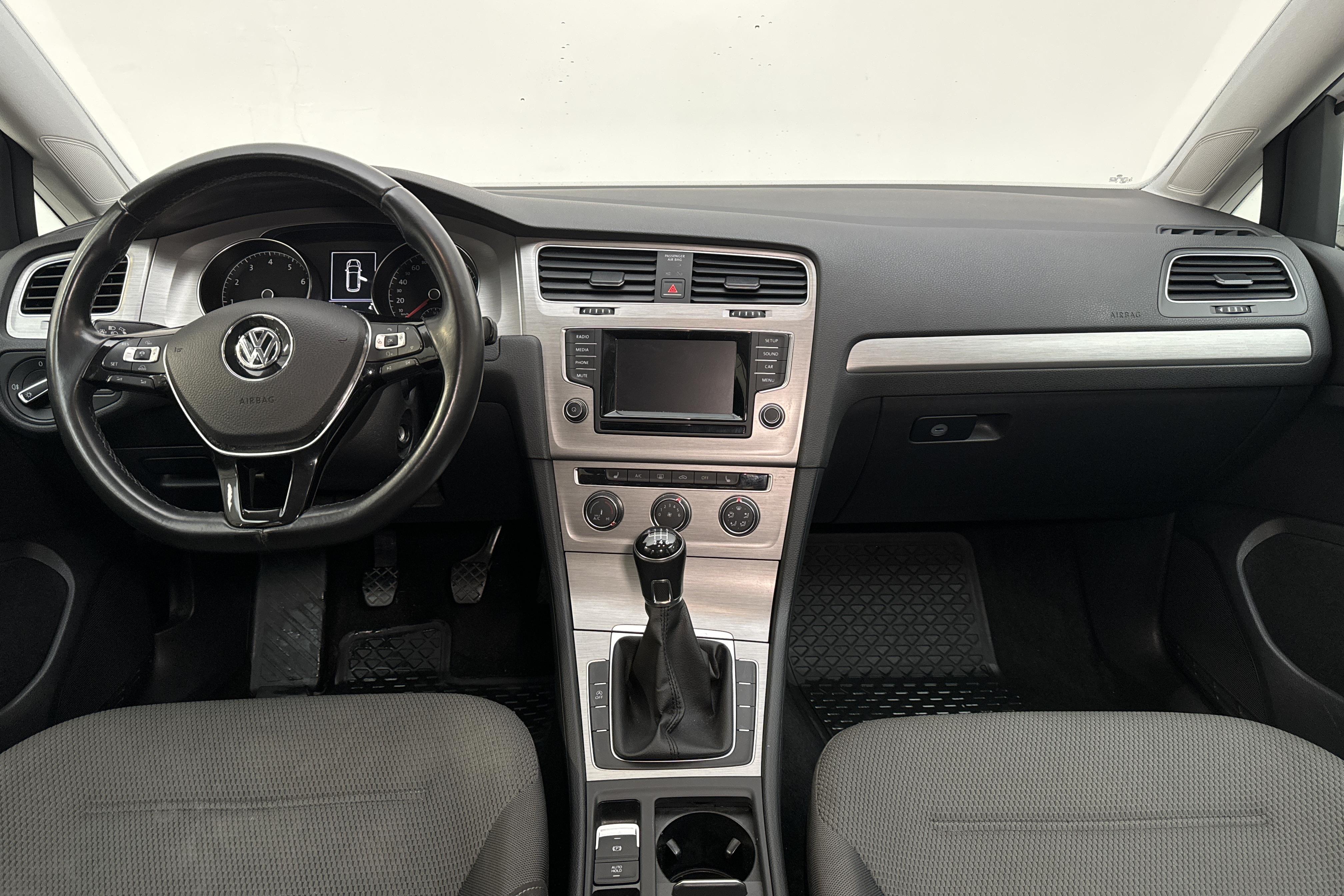 VW Golf VII 1.2 TSI Sportscombi (105hk) - 201 920 km - Manual - white - 2014