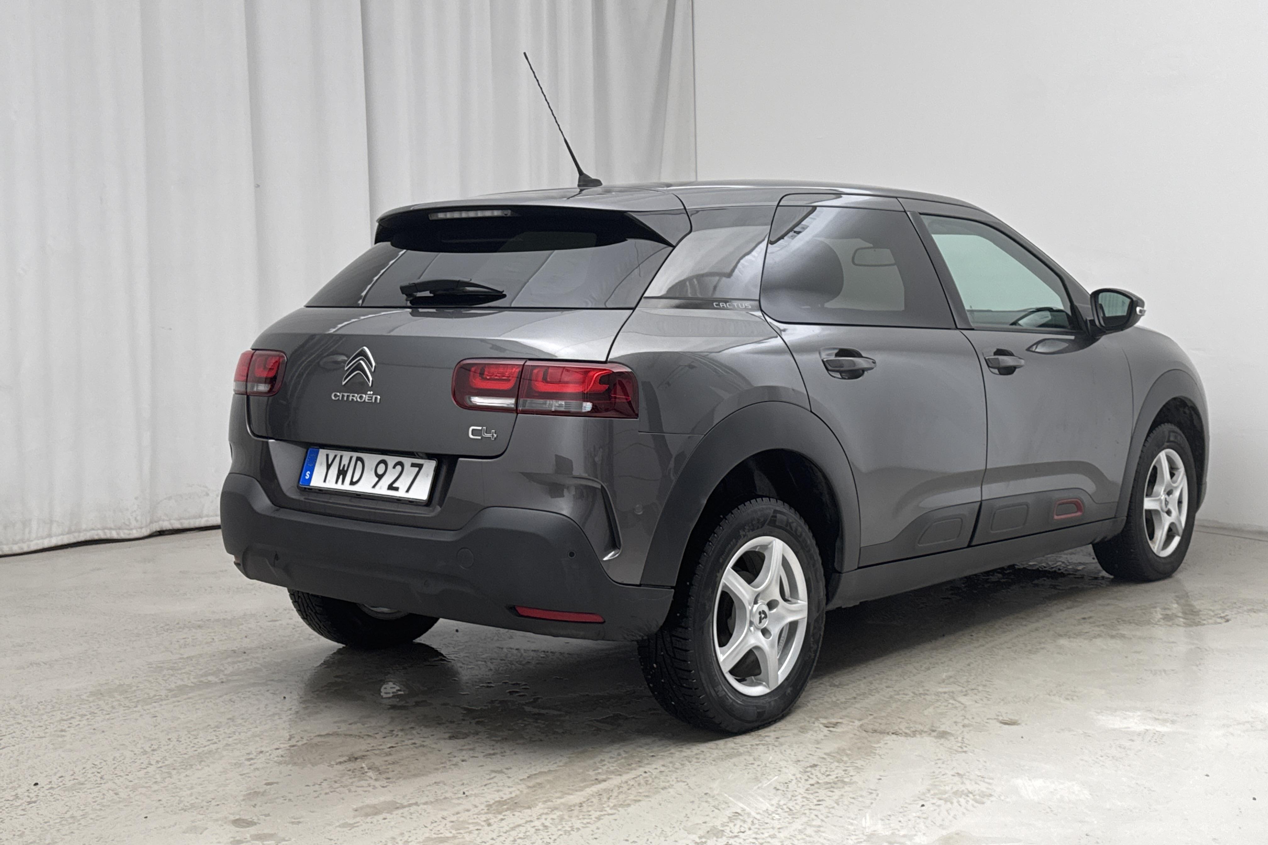 Citroen C4 Cactus PureTech (110hk) - 3 312 mil - Manuell - grå - 2019