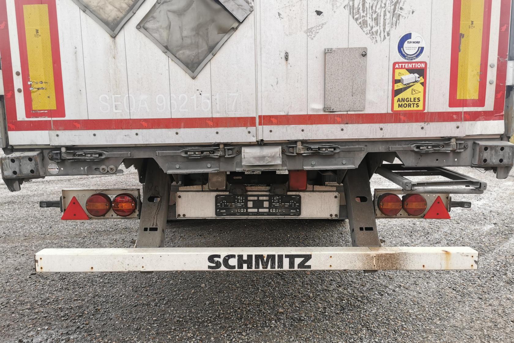 SCHMITZ CARGOBULL - 0 km - 2015