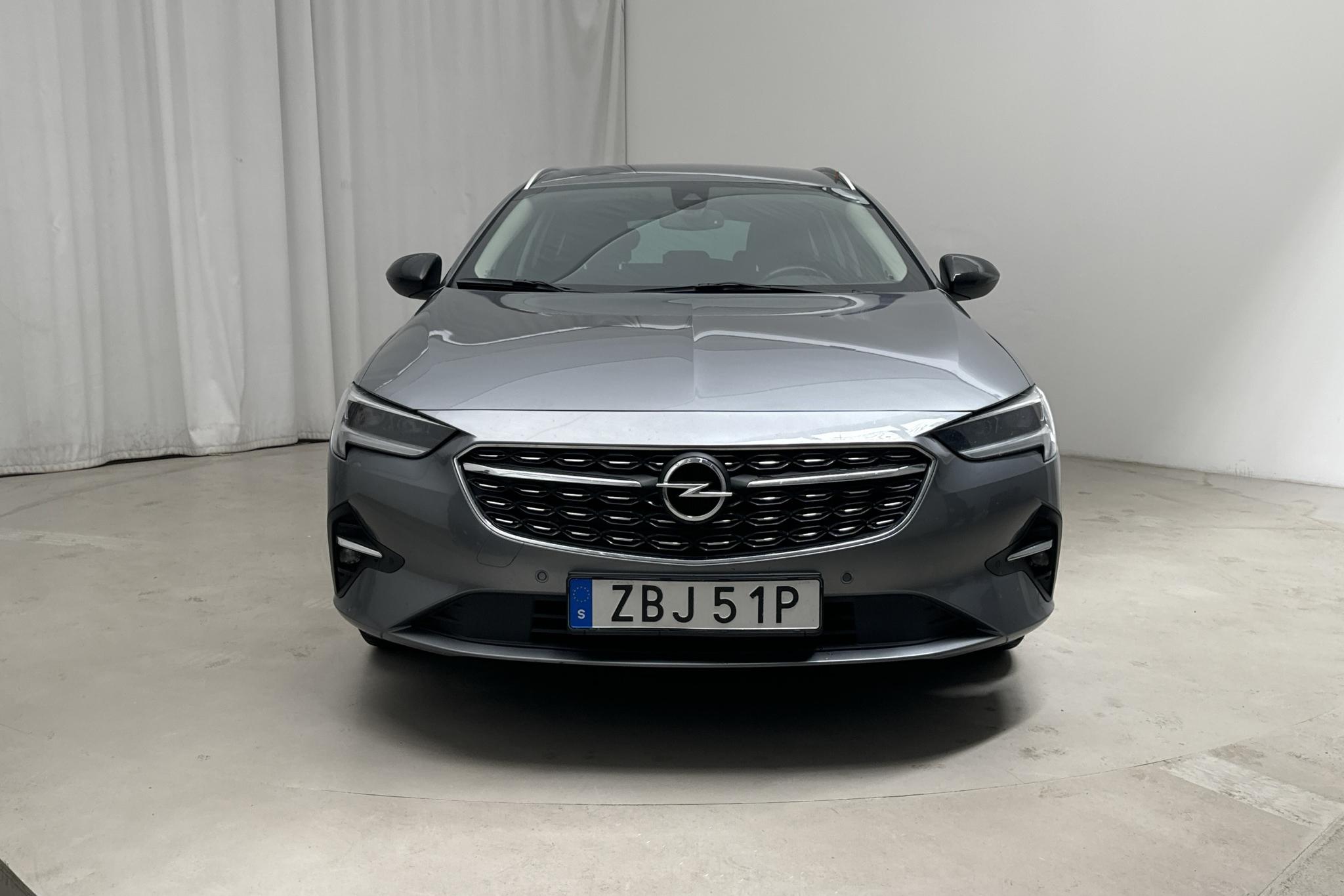 Opel Insignia Sports Tourer D174 AWD (174hk) - 11 044 mil - Automat - grå - 2021