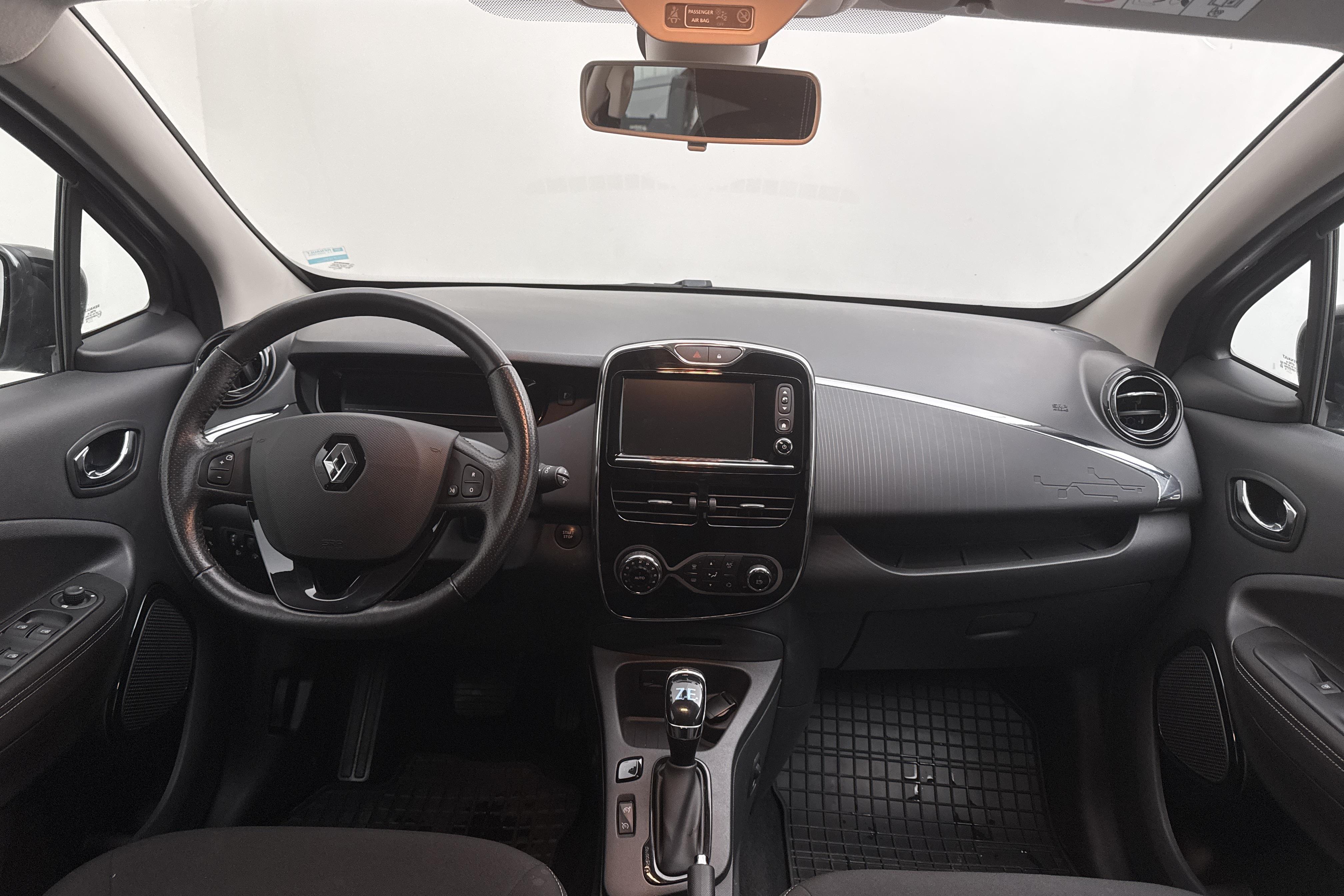 Renault Zoe 41 kWh R110 (108hk) - 9 809 mil - Automat - svart - 2019