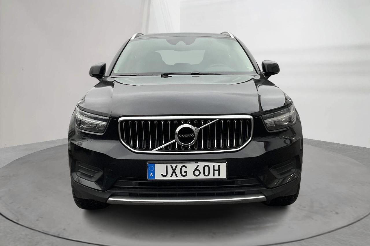 Volvo XC40 T4 2WD Twin Engine (211hk) - 11 637 mil - Automat - svart - 2022