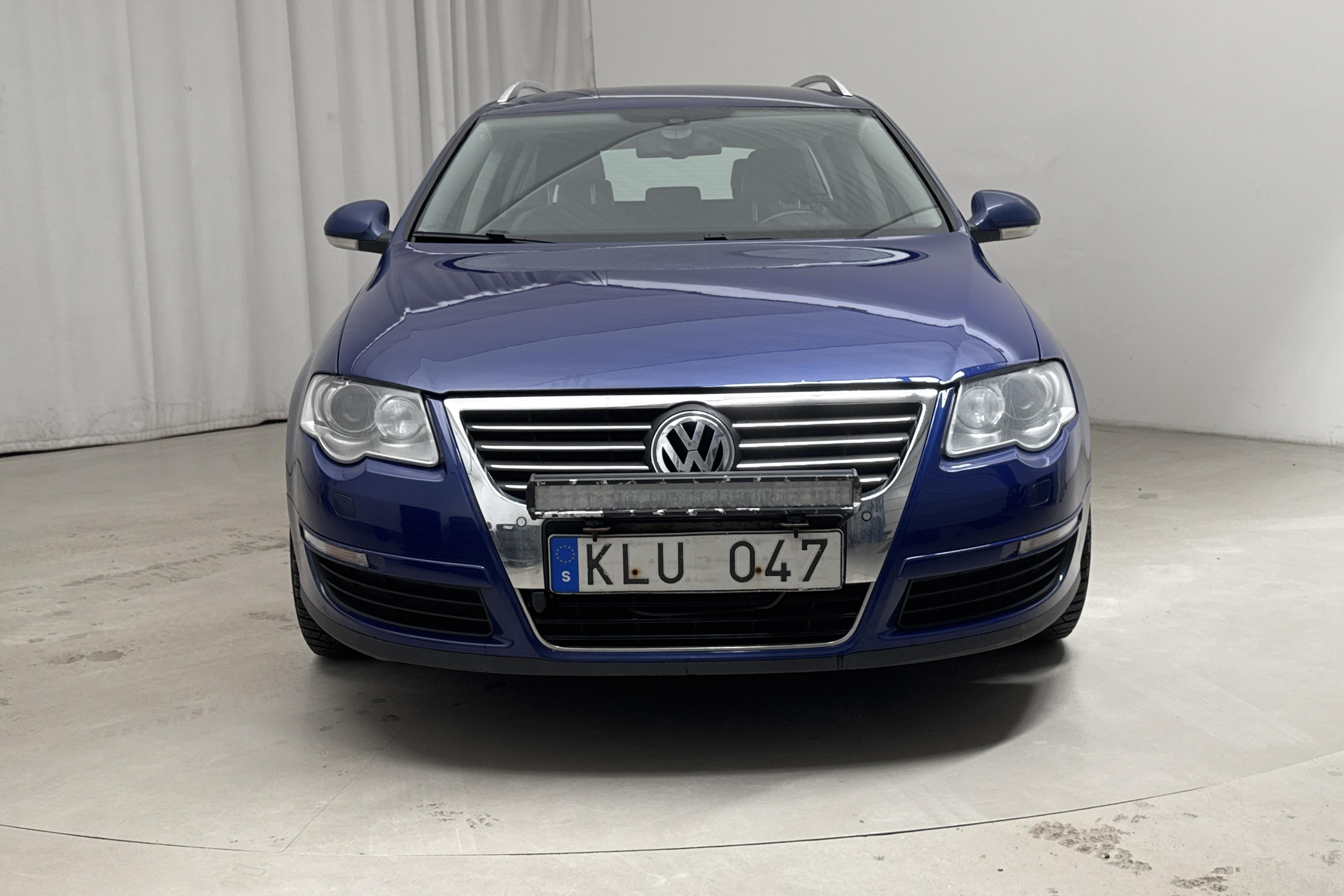 VW Passat 3.2 V6 Variant 4-Motion (250hk) - 216 290 km - Automatic - Light Blue - 2009