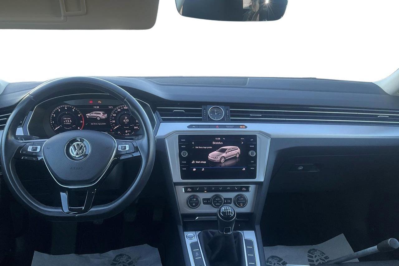 VW Passat 1.4 TSI Sportscombi (150hk) - 79 450 km - Manualna - biały - 2018