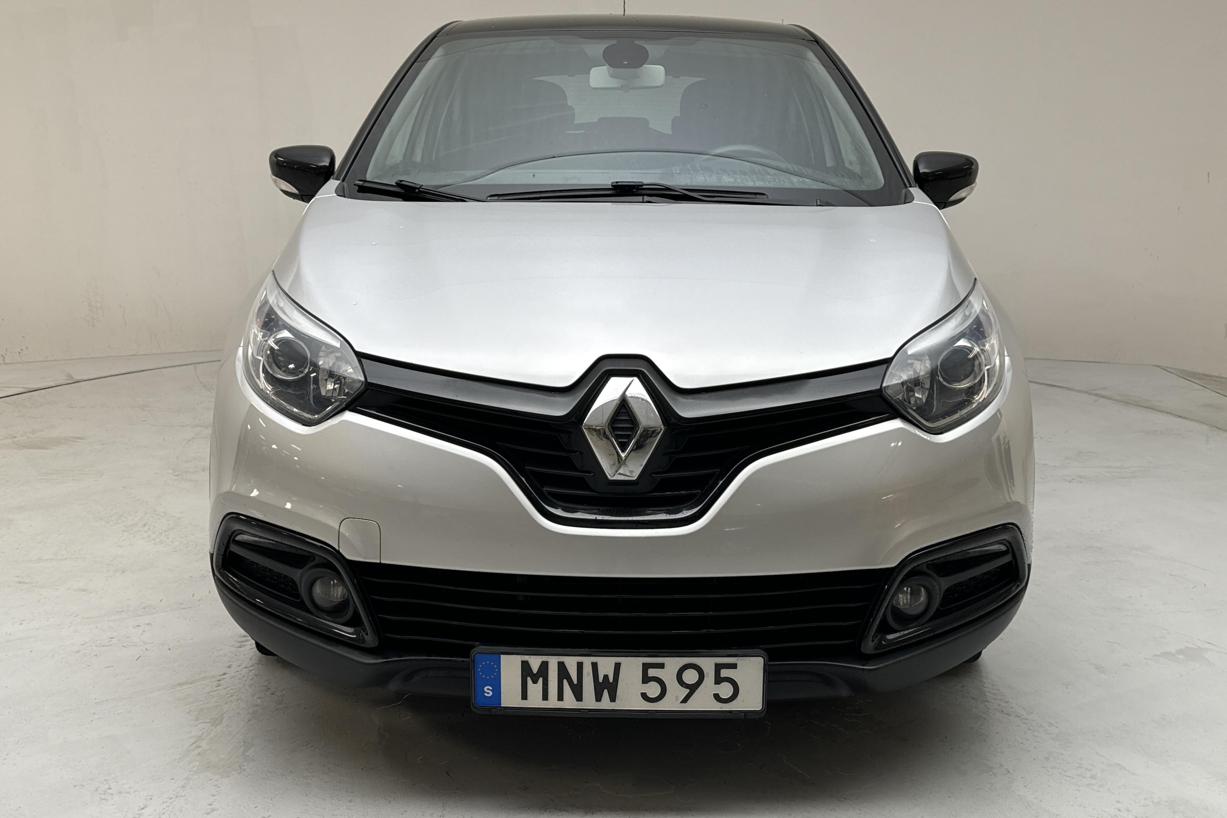 Renault Captur 0.9 TCe (90hk) - 9 194 mil - Manuell - 2015