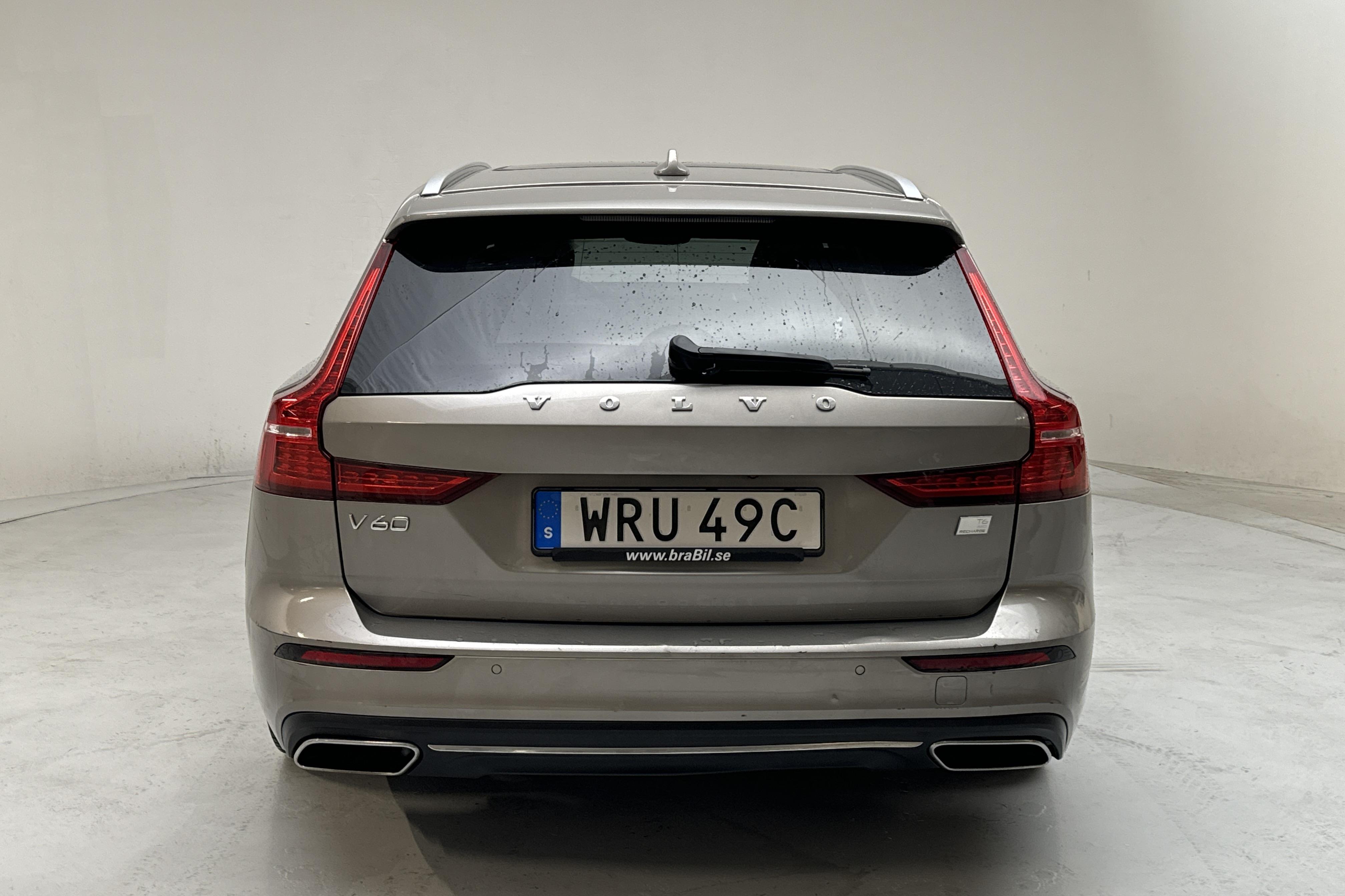 Volvo V60 T6 AWD Twin Engine (340hk) - 7 466 mil - Automat - grå - 2021