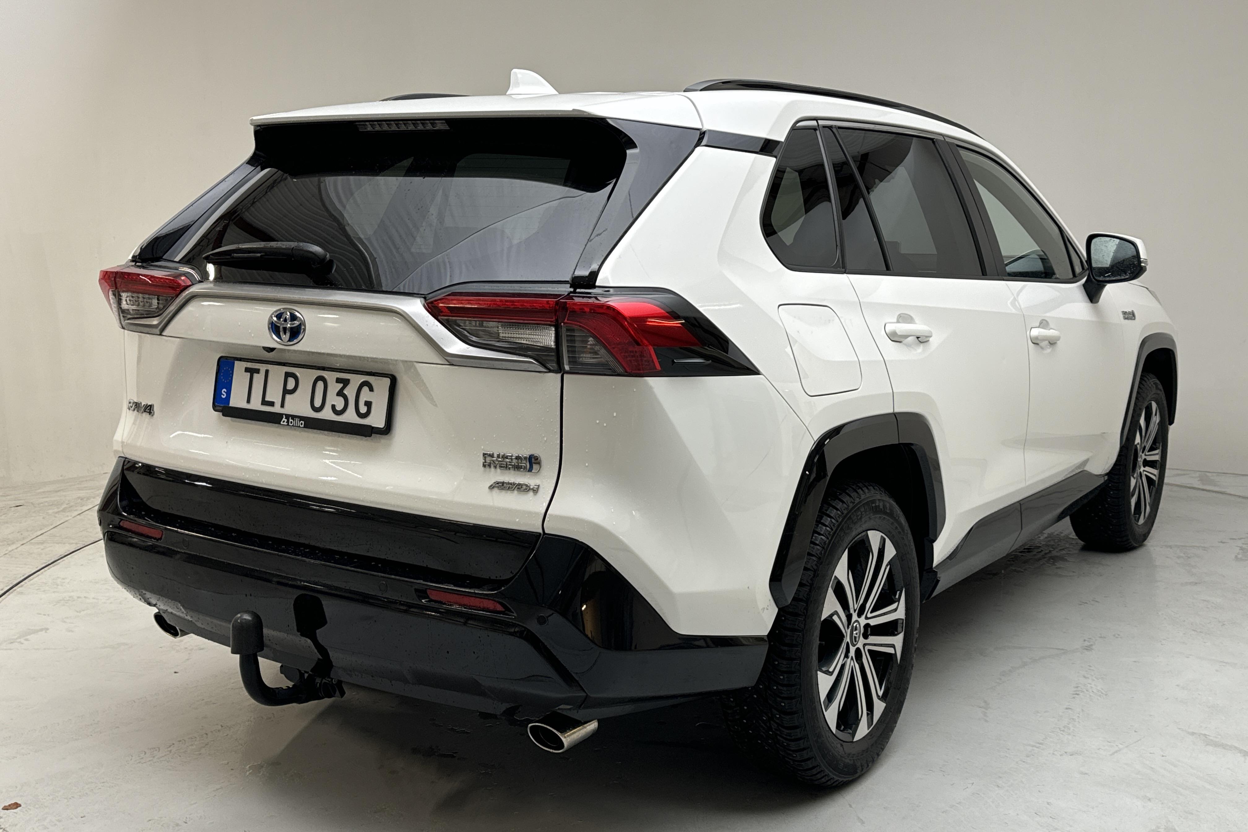 Toyota RAV4 2.5 Plug-in Hybrid AWD (306hk) - 9 869 mil - Automat - vit - 2022