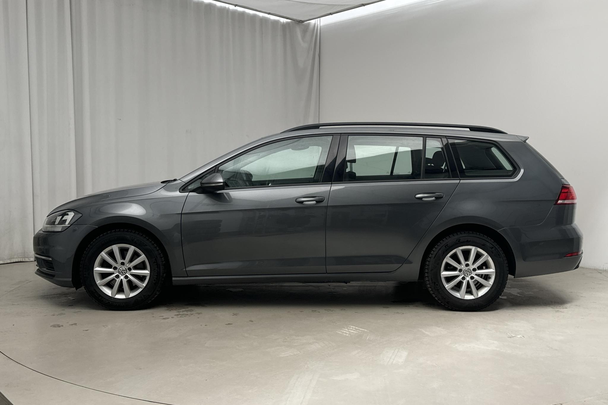 VW Golf VII 1.0 TSI Sportscombi (110hk) - 11 143 mil - Manuell - Dark Grey - 2018