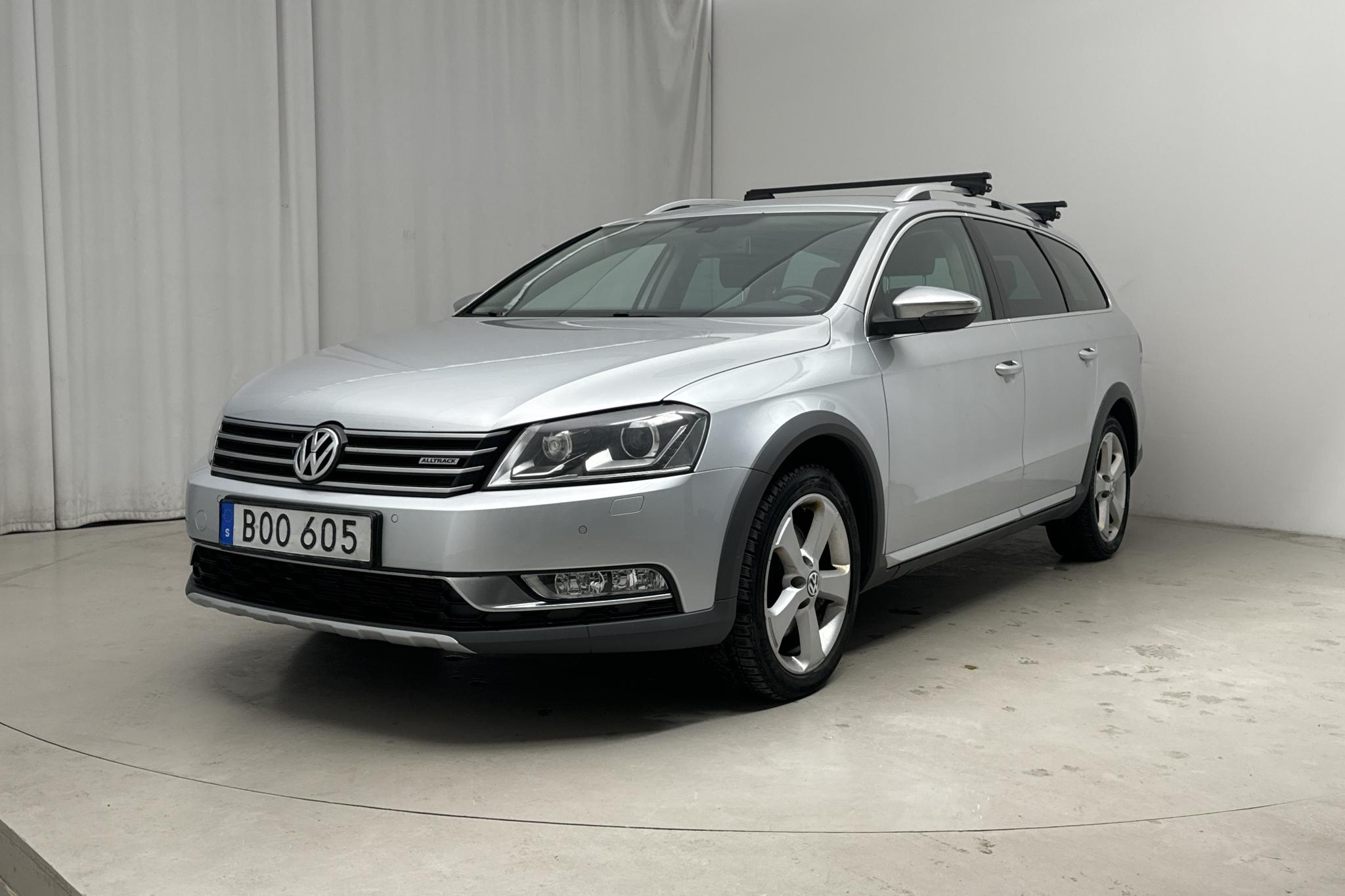 VW Passat Alltrack 2.0 TDI BlueMotion Technology 4Motion (177hk) - 156 780 km - Automatyczna - srebro - 2014