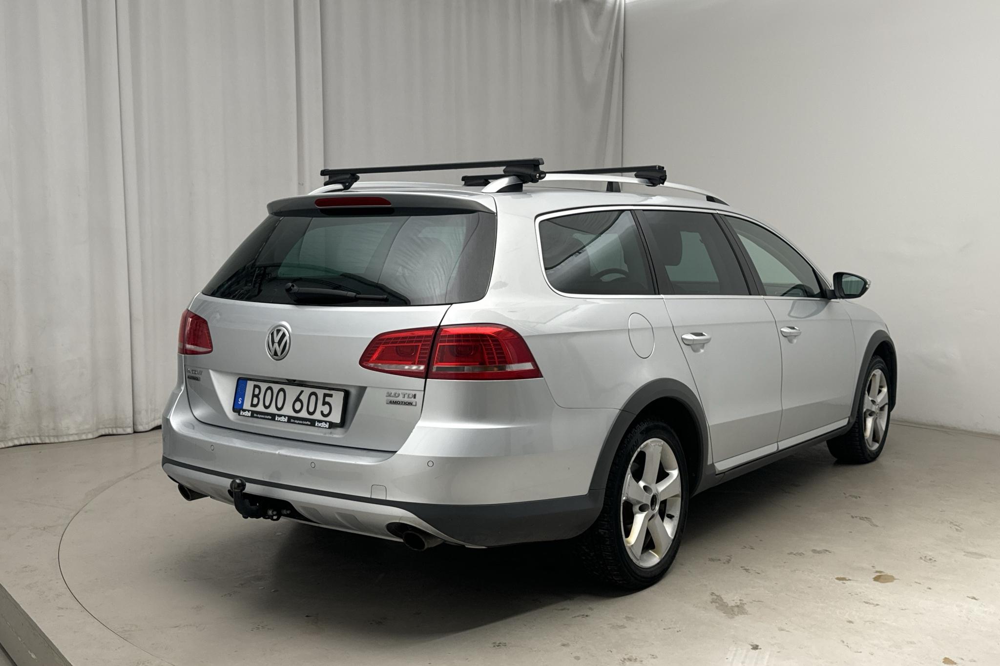 VW Passat Alltrack 2.0 TDI BlueMotion Technology 4Motion (177hk) - 156 780 km - Automatyczna - srebro - 2014