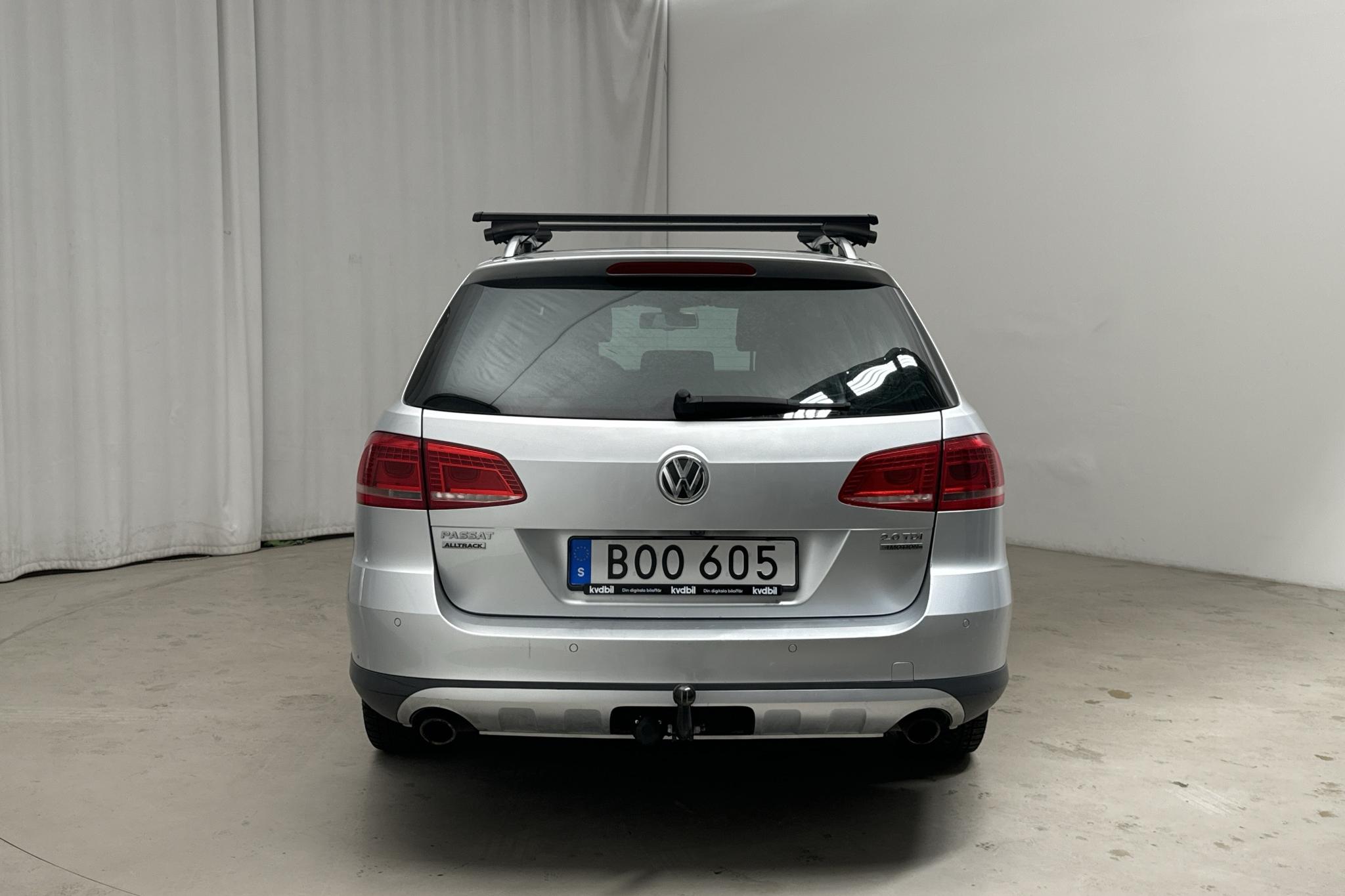 VW Passat Alltrack 2.0 TDI BlueMotion Technology 4Motion (177hk) - 156 780 km - Automatyczna - srebro - 2014