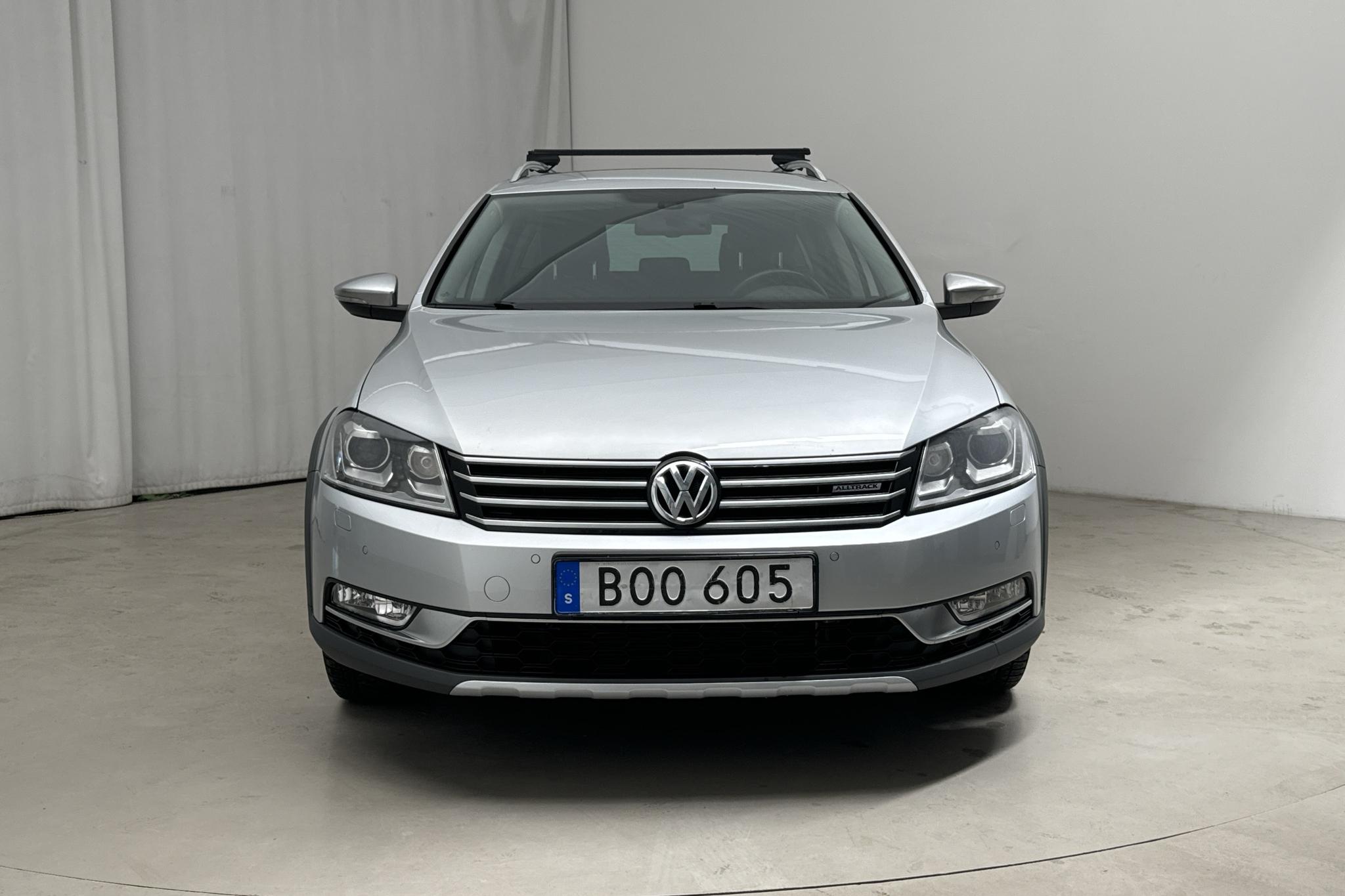 VW Passat Alltrack 2.0 TDI BlueMotion Technology 4Motion (177hk) - 156 780 km - Automatyczna - srebro - 2014