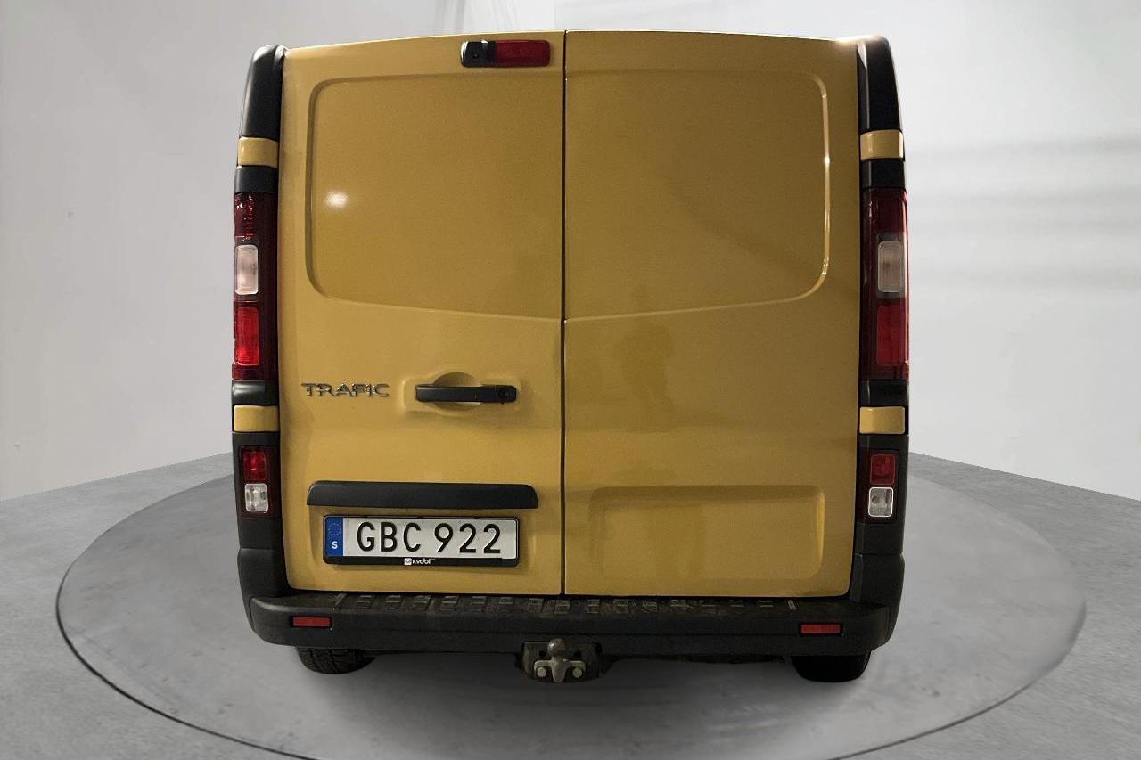 Renault Trafic 1.6 dCi Skåp (120hk) - 175 570 km - Manualna - żółty - 2015