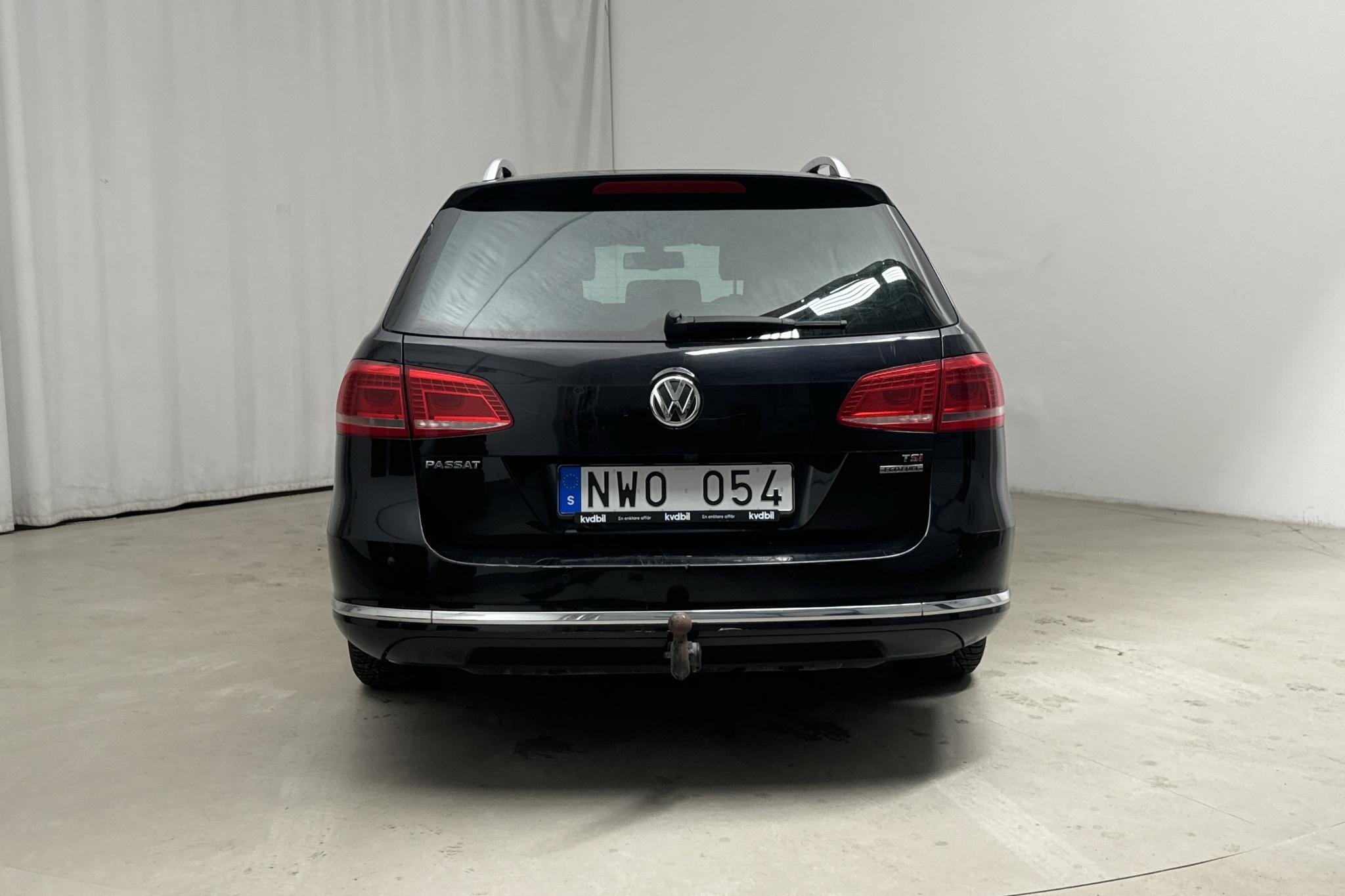 VW Passat 1.4 TSI EcoFuel Variant (150hk) - 158 570 km - Automatic - black - 2014