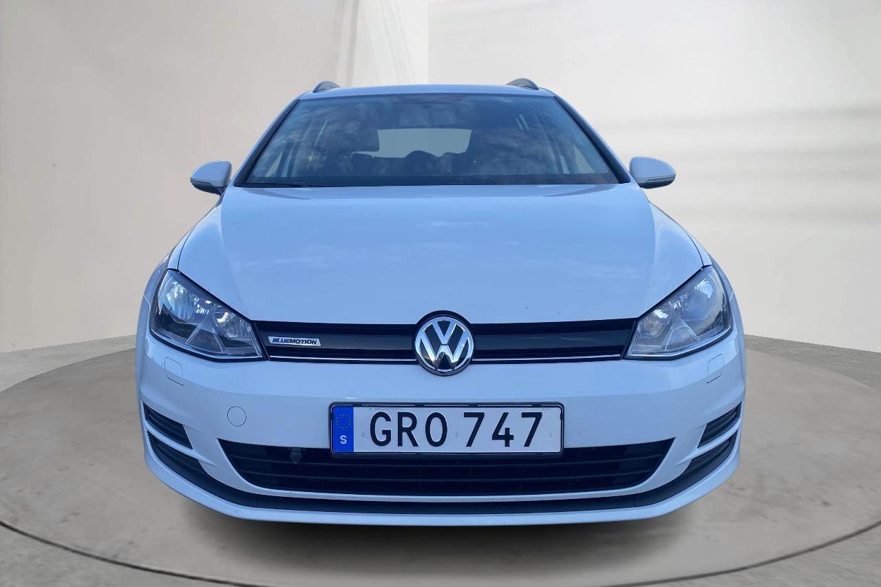 VW Golf VII 1.6 TDI BlueMotion Sportscombi (110hk) - 133 180 km - Manuaalinen - valkoinen - 2015