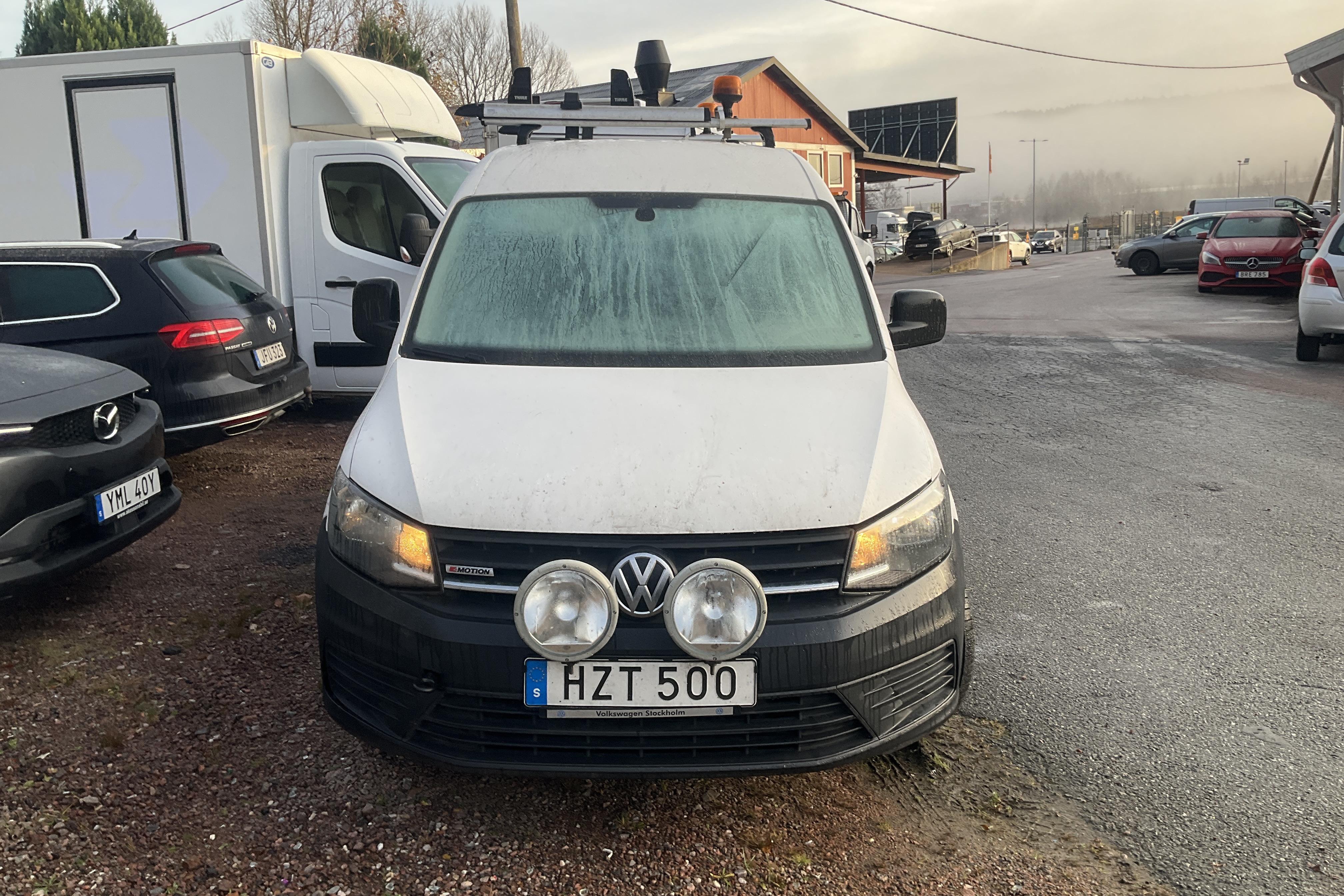 VW Caddy 2.0 TDI Skåp 4MOTION (110hk) - 187 650 km - Käsitsi - valge - 2016