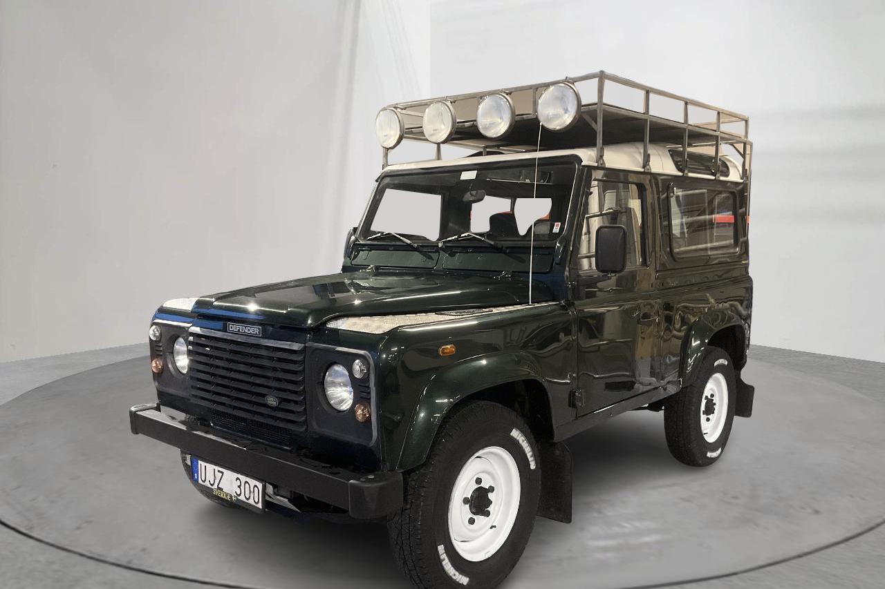 Land Rover Defender 90 2.5 TD5 CSW/SW (122hk) - 126 200 km - Manual - green - 2003