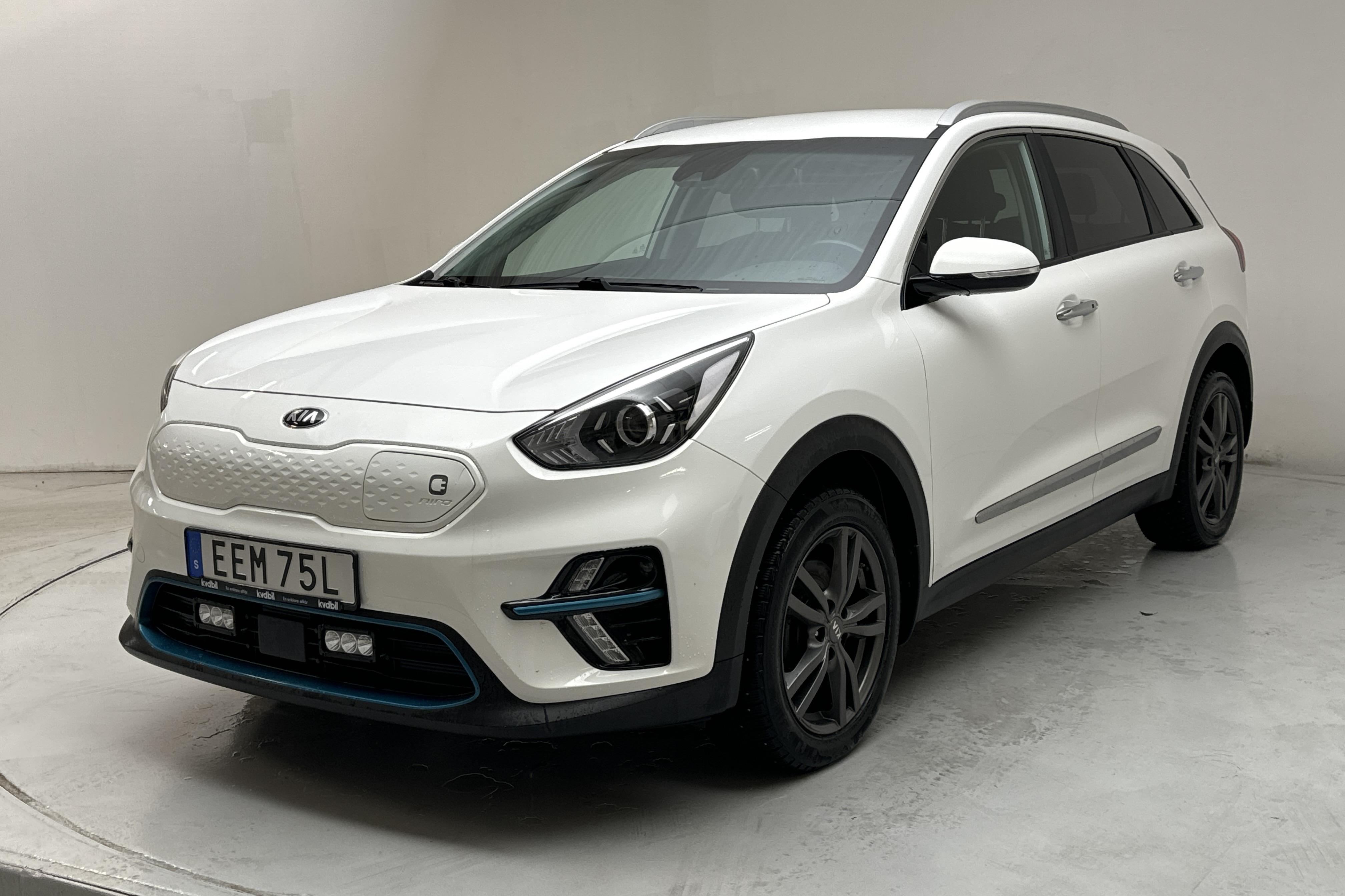 KIA e-Niro 64 kWh (204hk) - 15 232 mil - Automat - vit - 2021