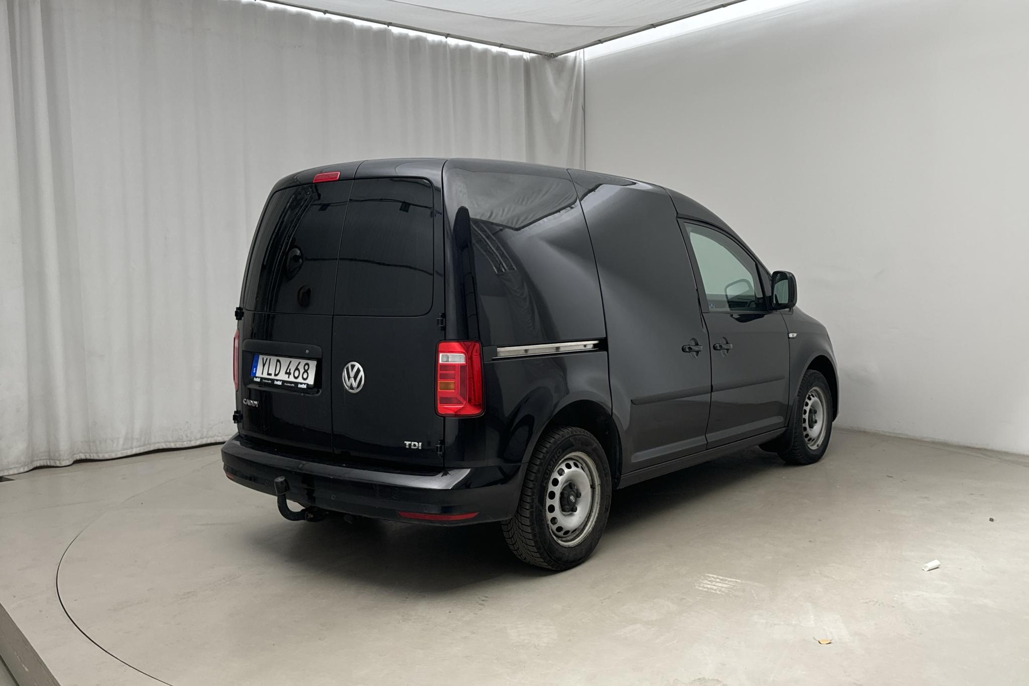 VW Caddy 2.0 TDI Skåp (102hk) - 7 395 mil - Automat - svart - 2017