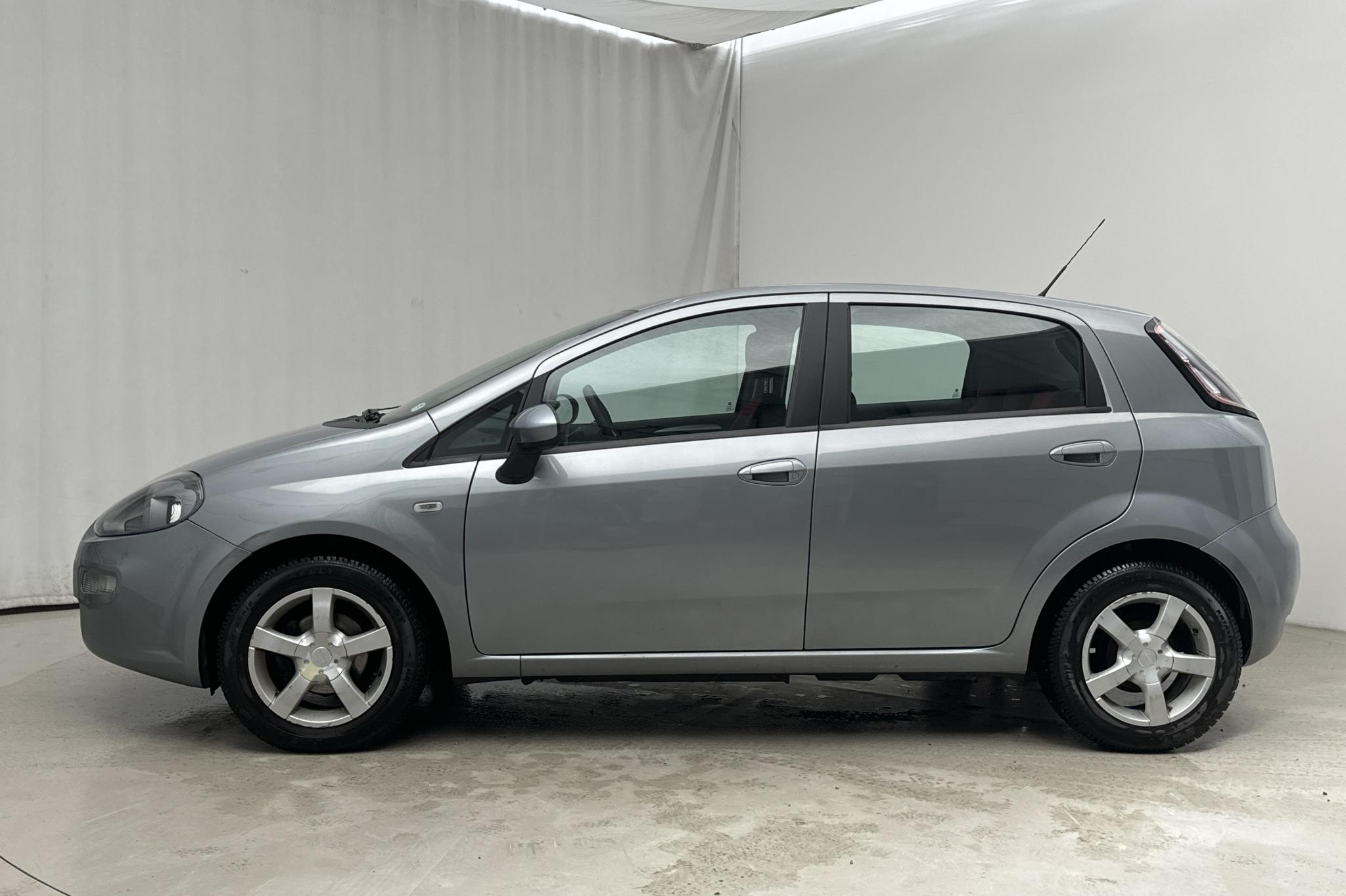 Fiat Punto 1.2 TwinAir 5dr (69hk) - 52 970 km - Manual - gray - 2012