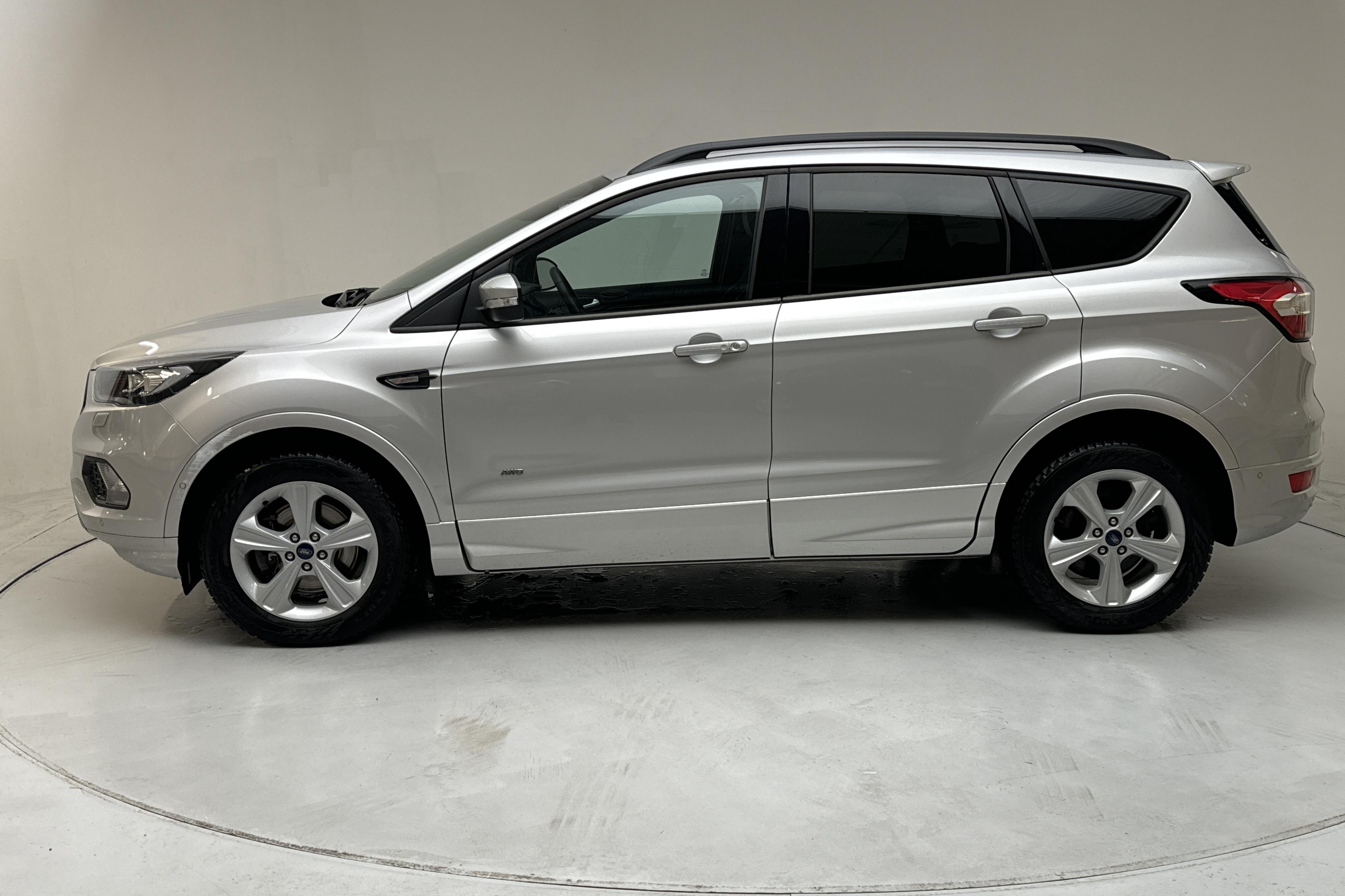 Ford Kuga 2.0 TDCi AWD (150hk) - 27 560 km - Automaattinen - harmaa - 2018