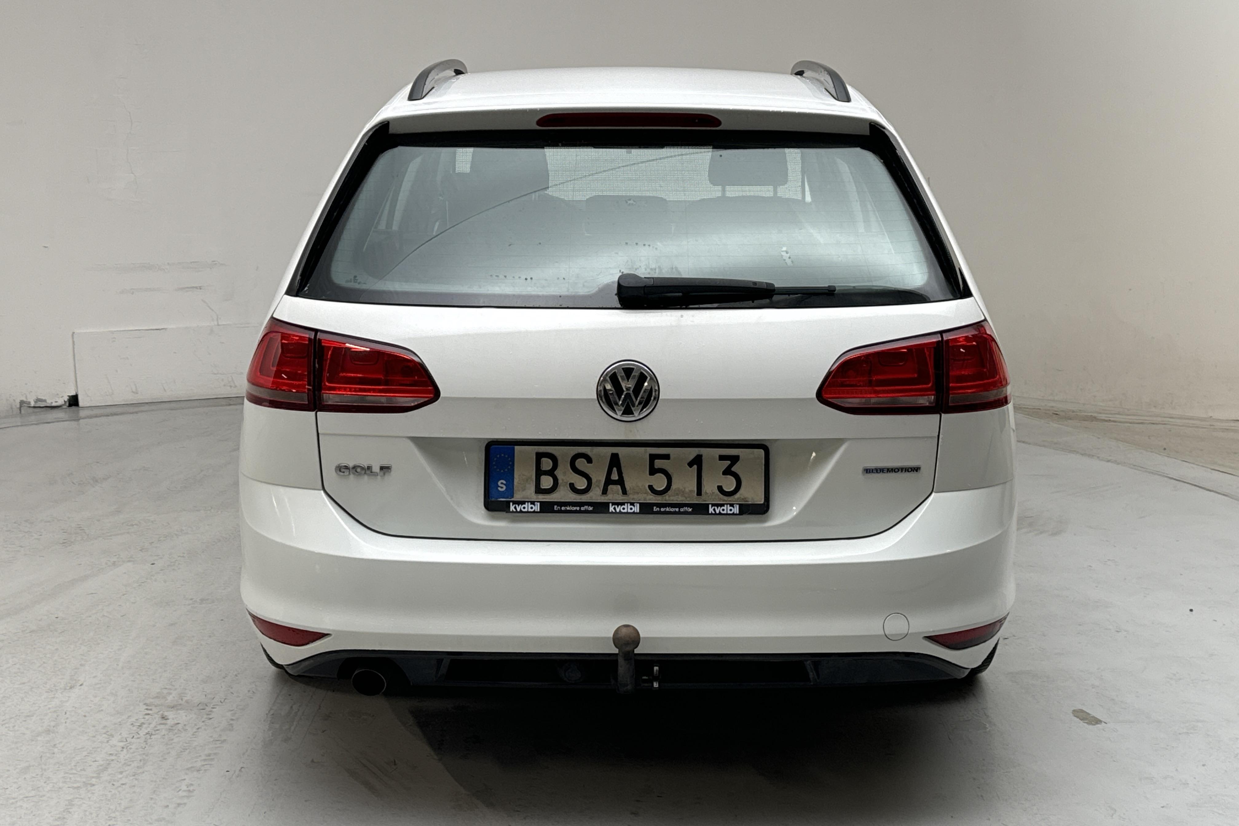 VW Golf VII 1.6 TDI BlueMotion Sportscombi (110hk) - 189 050 km - Käsitsi - valge - 2014