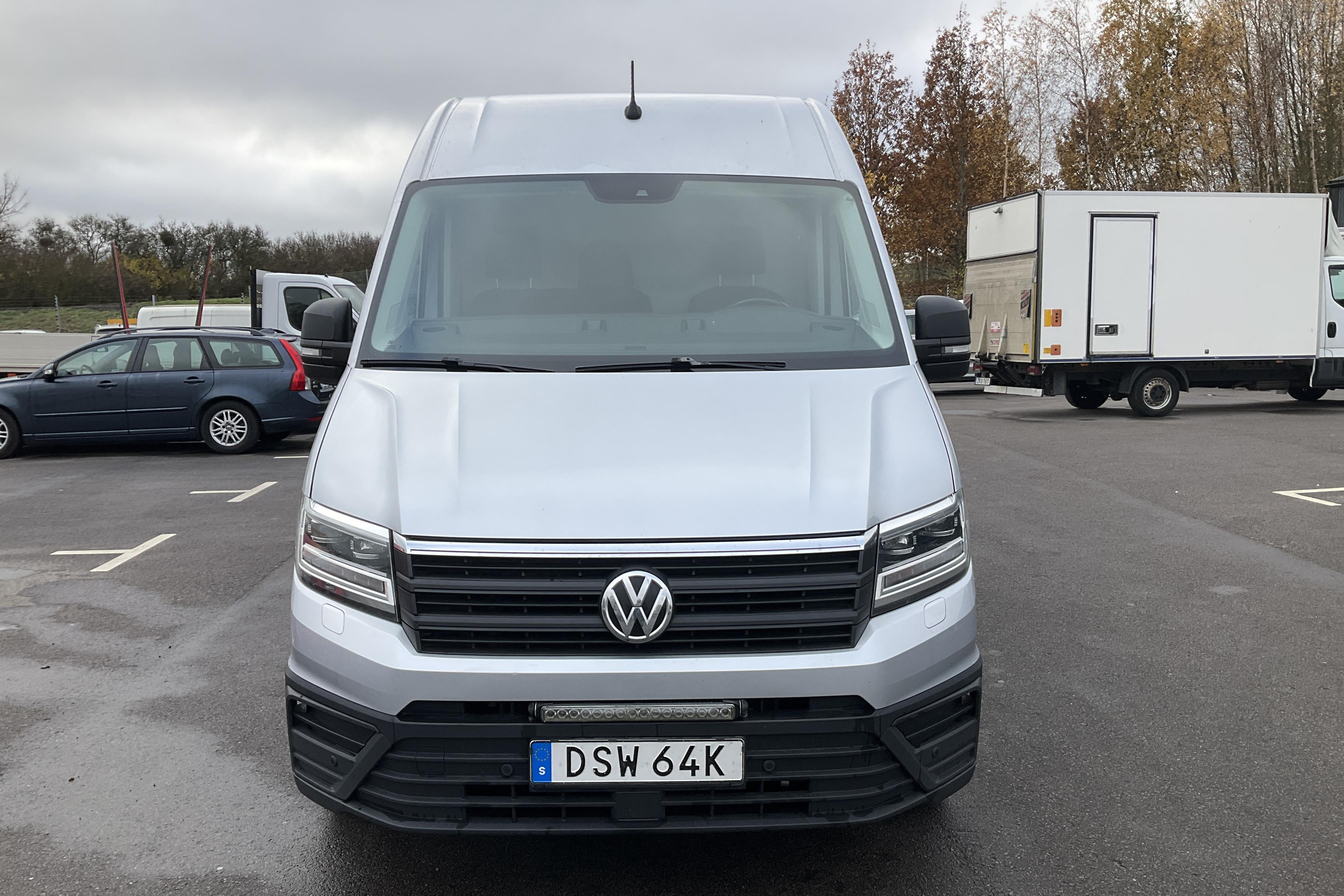 VW Crafter 35 2.0 TDI Skåp (177hk) - 162 190 km - Automatyczna - srebro - 2019