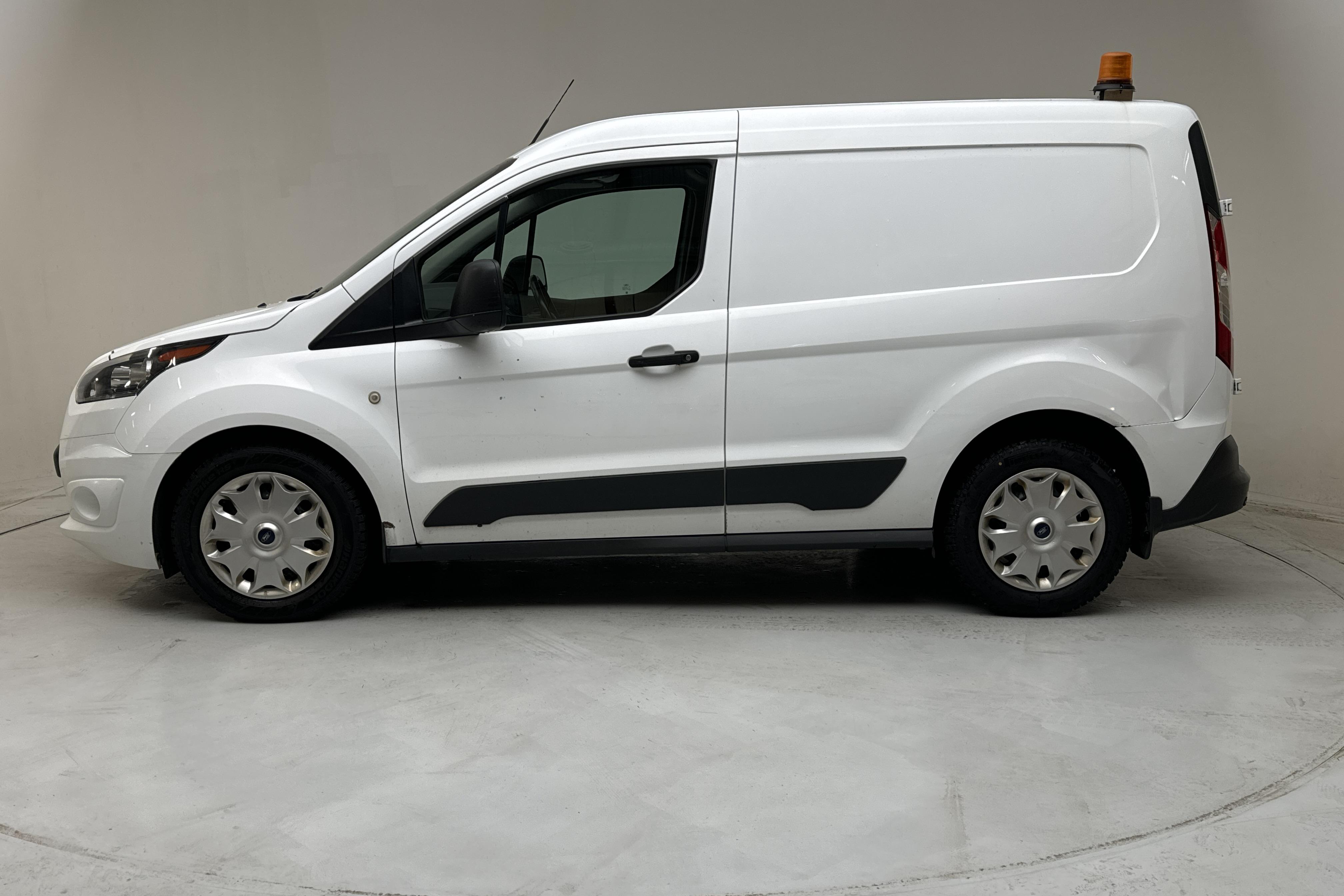 Ford Transit Connect 1.5 TDCi (100hk) - 167 850 km - Manuaalinen - valkoinen - 2018