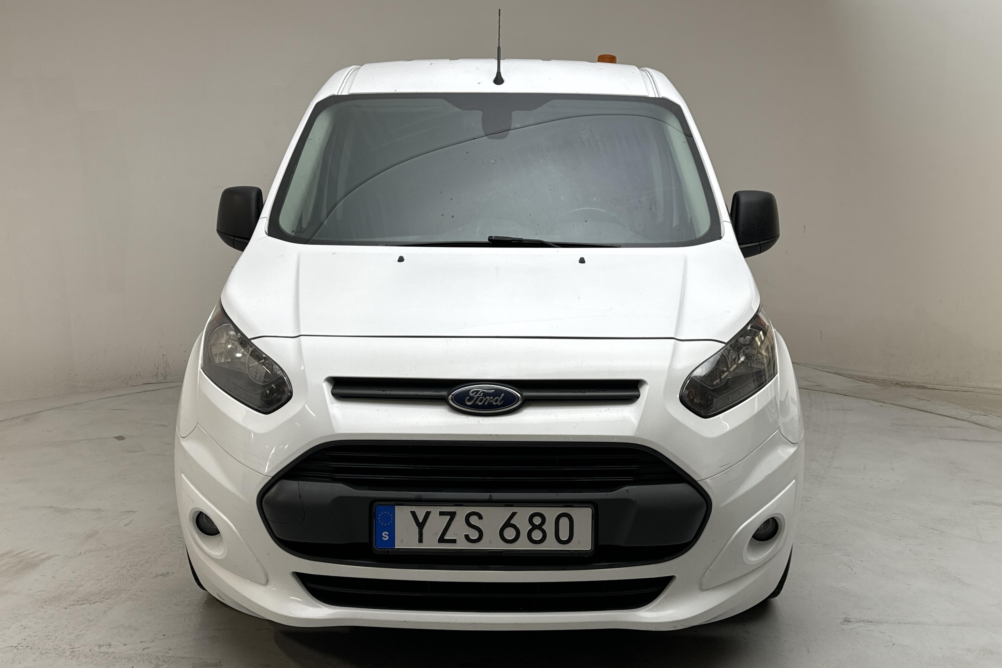 Ford Transit Connect 1.5 TDCi (100hk) - 167 850 km - Manuaalinen - valkoinen - 2018