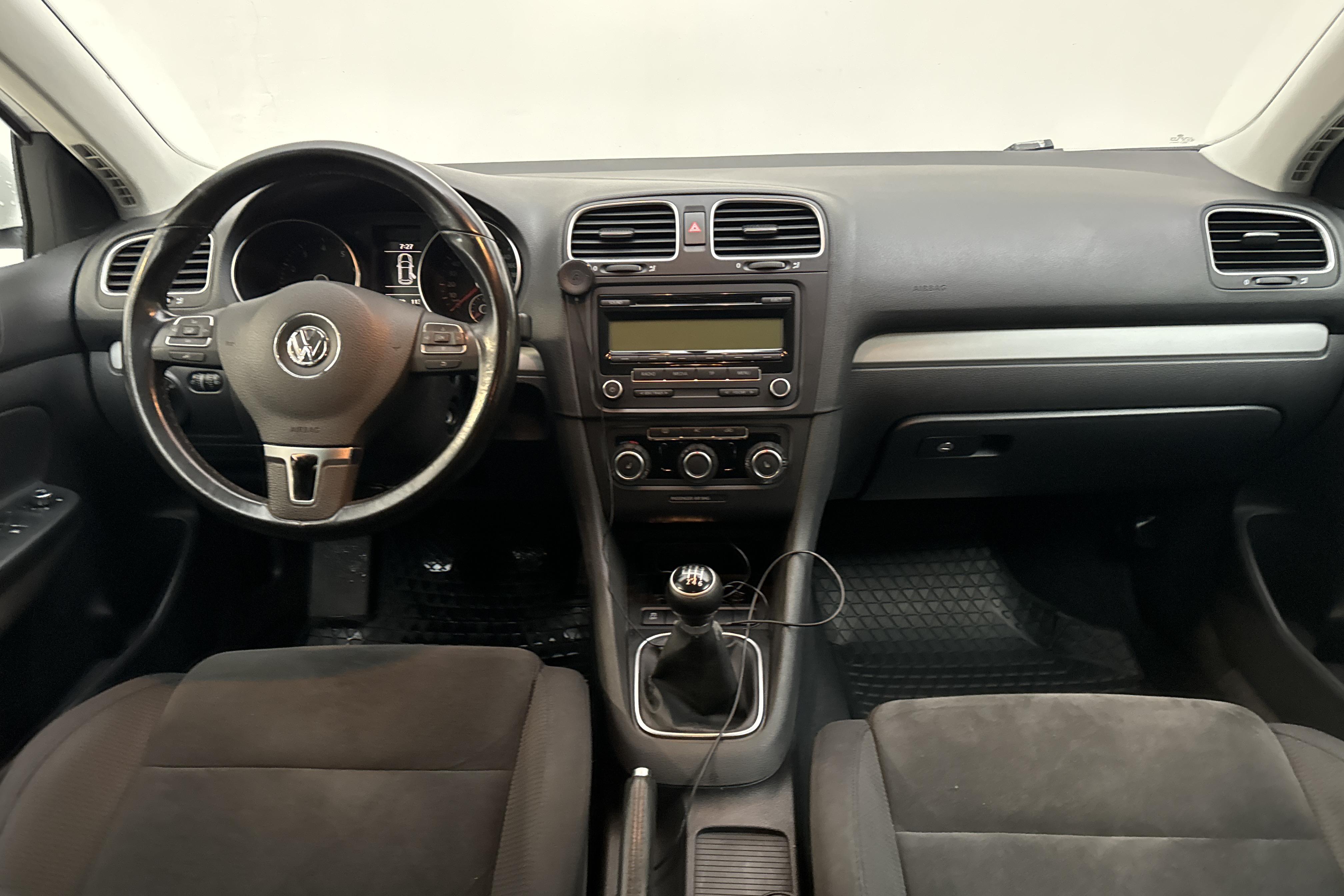 VW Golf VI GT 1.4 TSI Variant (160hk) - 215 770 km - Manuaalinen - valkoinen - 2010