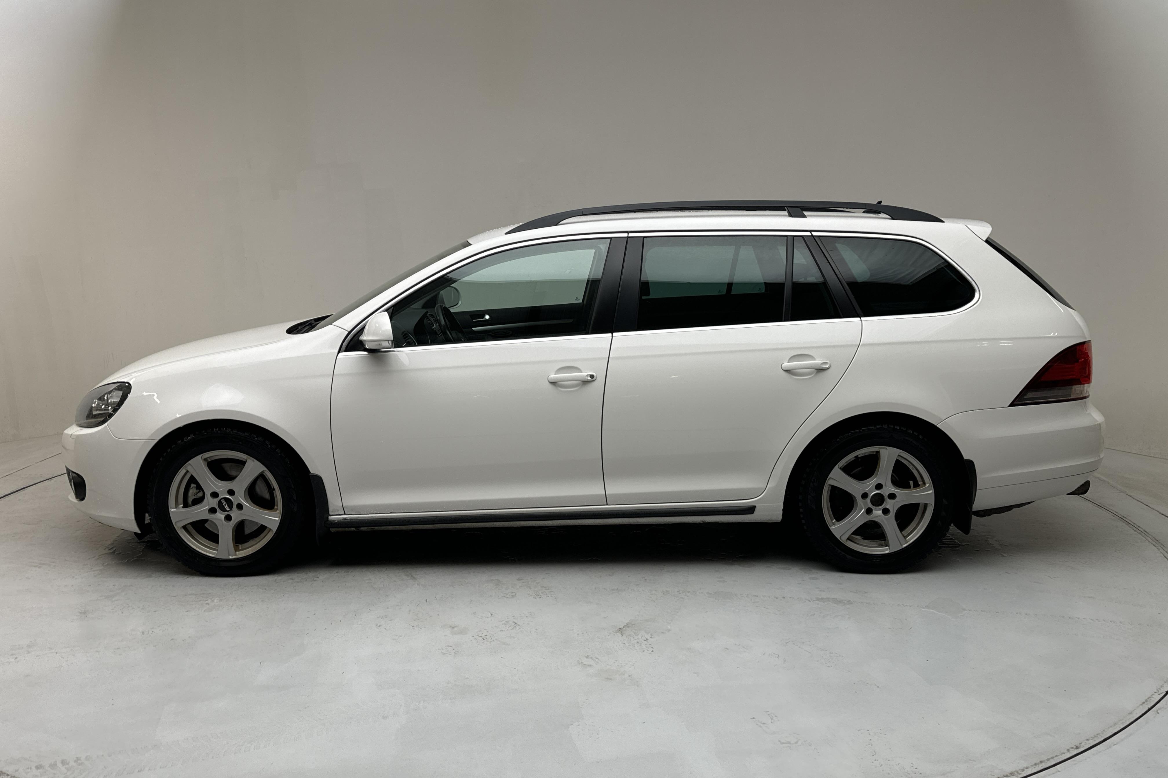 VW Golf VI GT 1.4 TSI Variant (160hk) - 215 770 km - Manuaalinen - valkoinen - 2010