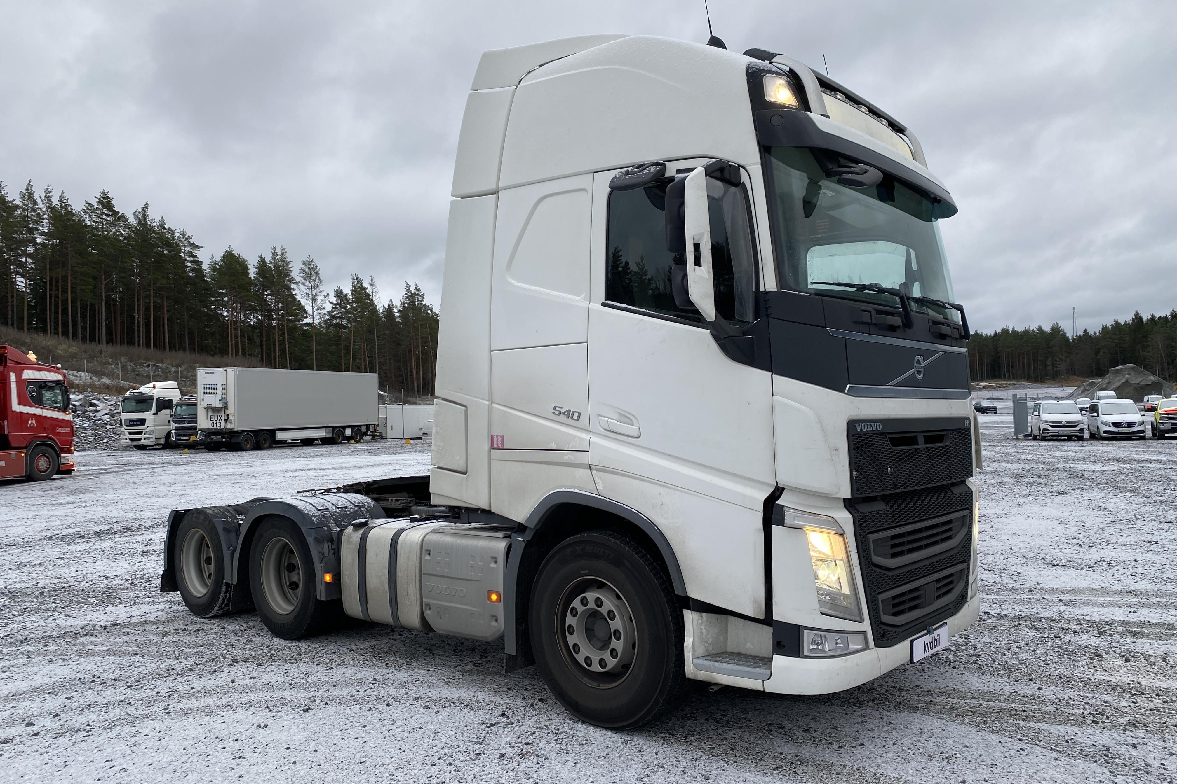 Volvo FH 62 TT - 505 880 km - Automaatne - valge - 2019