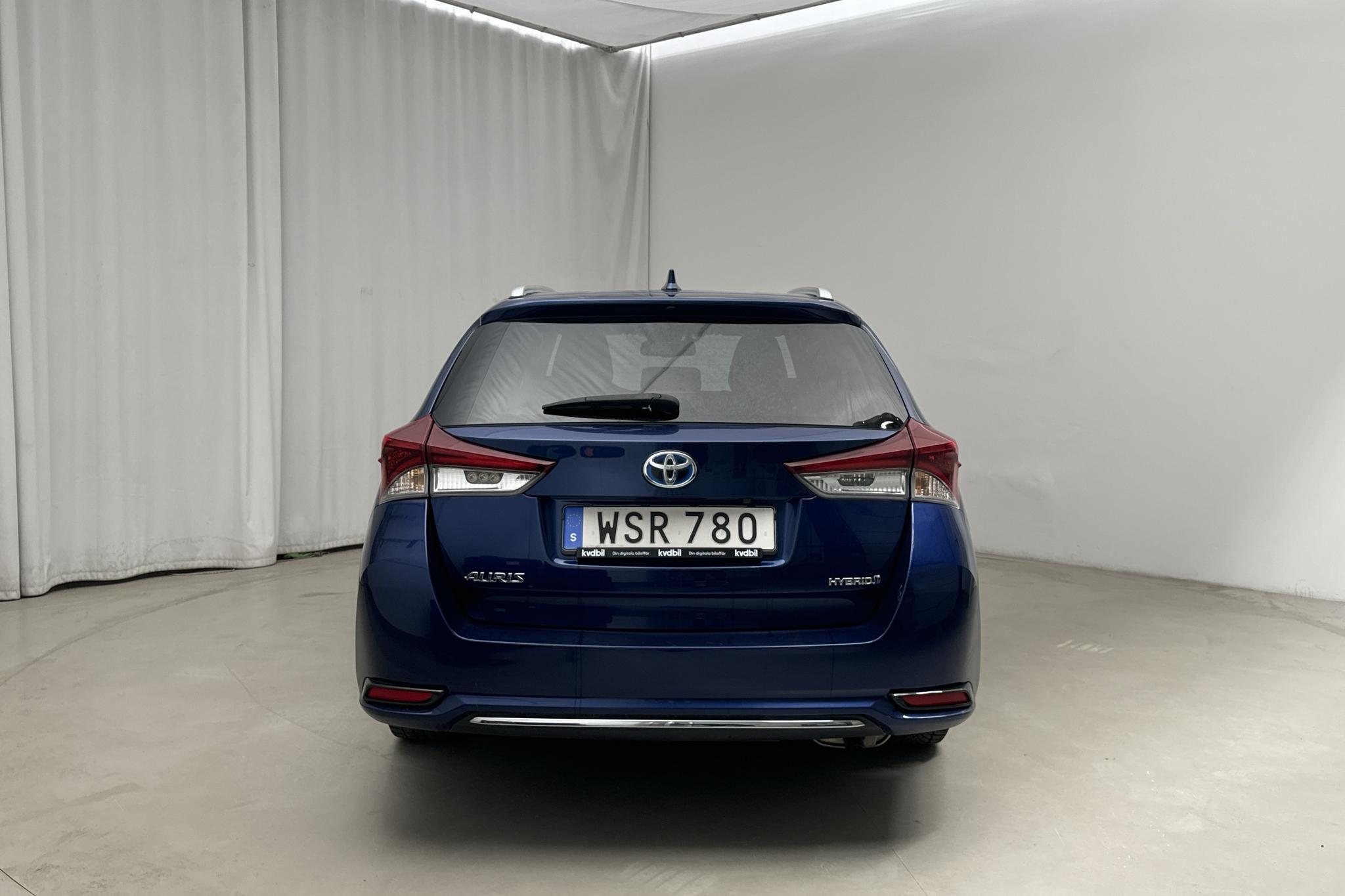 Toyota Auris 1.8 HSD Touring Sports (99hk) - 55 140 km - Automatyczna - Dark Blue - 2017