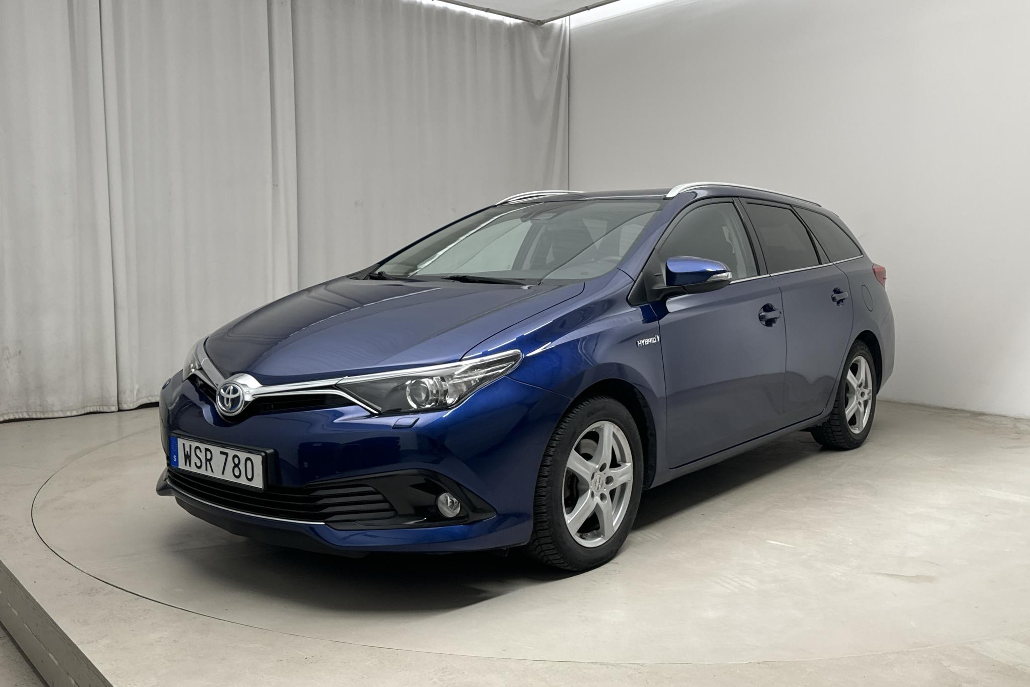 Toyota Auris 1.8 HSD Touring Sports (99hk) - 55 140 km - Automatyczna - Dark Blue - 2017