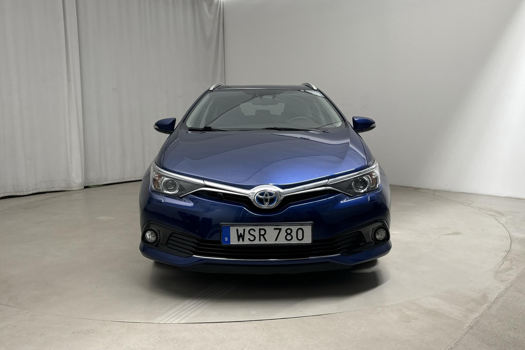 Toyota Auris 1.8 HSD Touring Sports (99hk) - 55 140 km - Automatyczna - Dark Blue - 2017