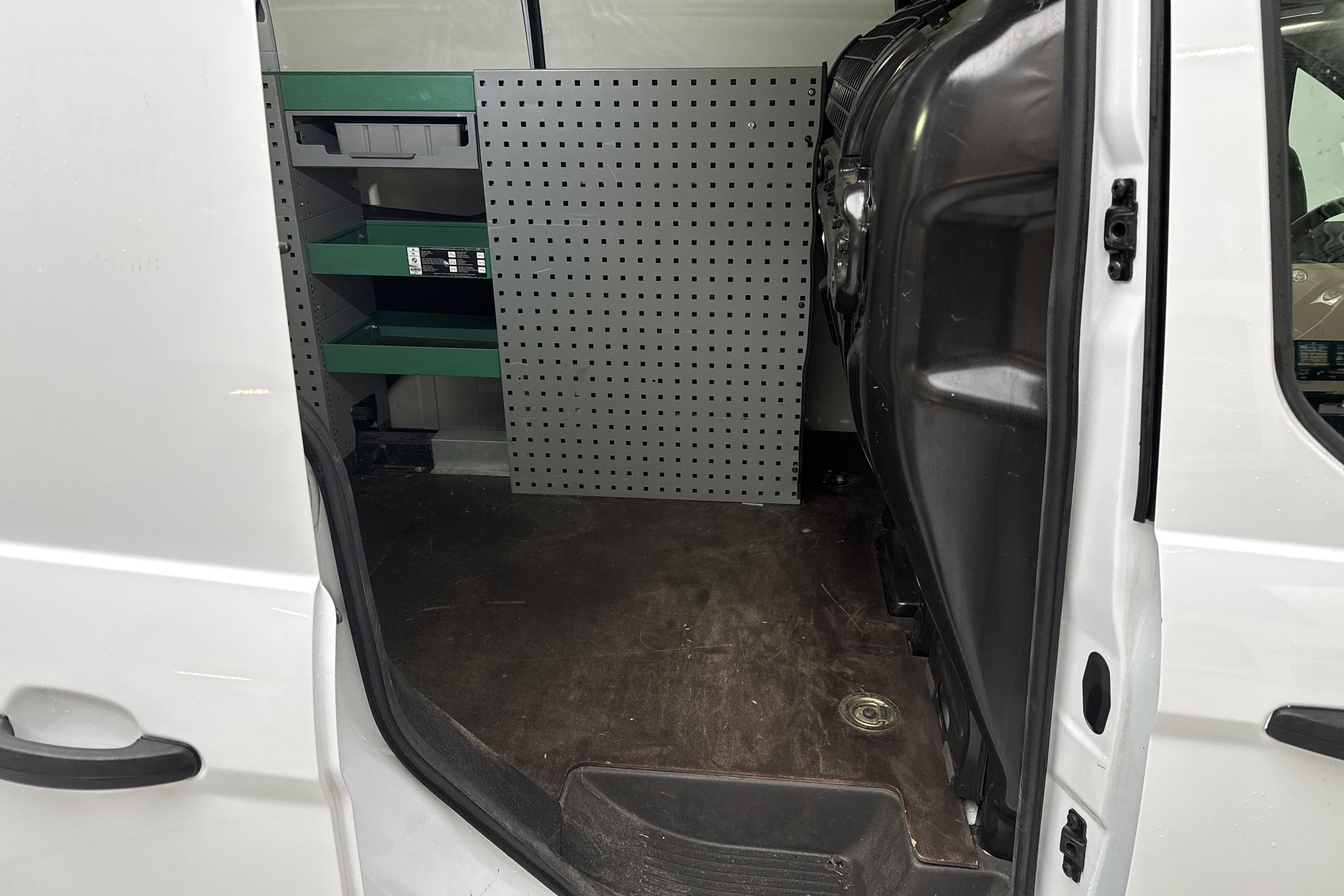 Ford Transit Connect 1.5 TDCi (100hk) - 91 990 km - Käsitsi - valge - 2017