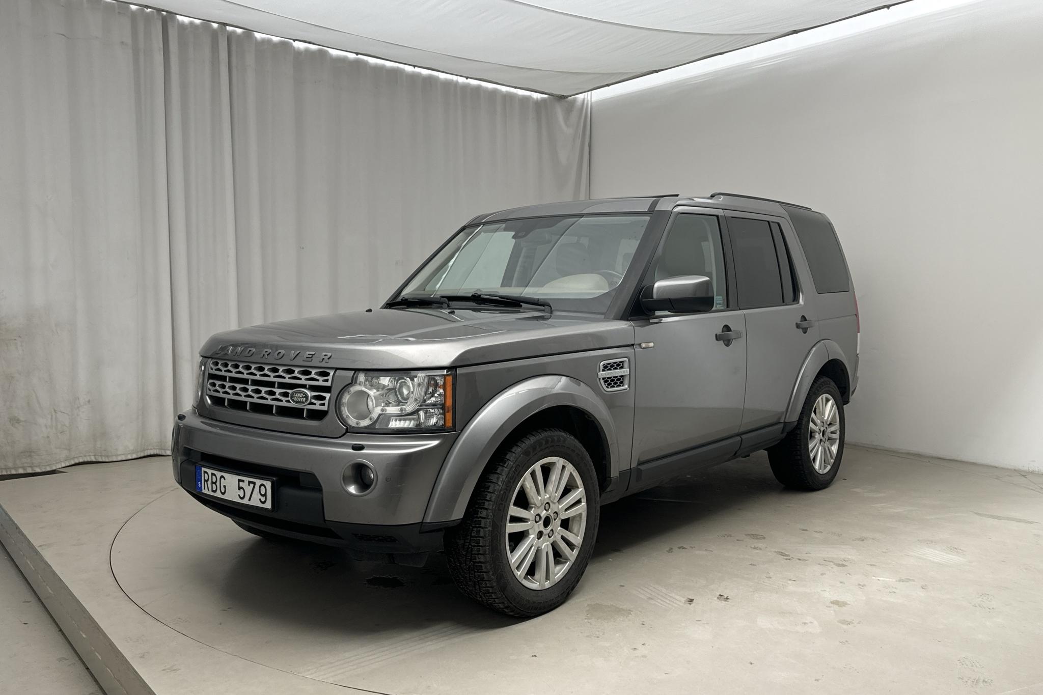 Land Rover Discovery 4 3.0 TDV6 (210hk) - 18 053 mil - Automat - grå - 2011